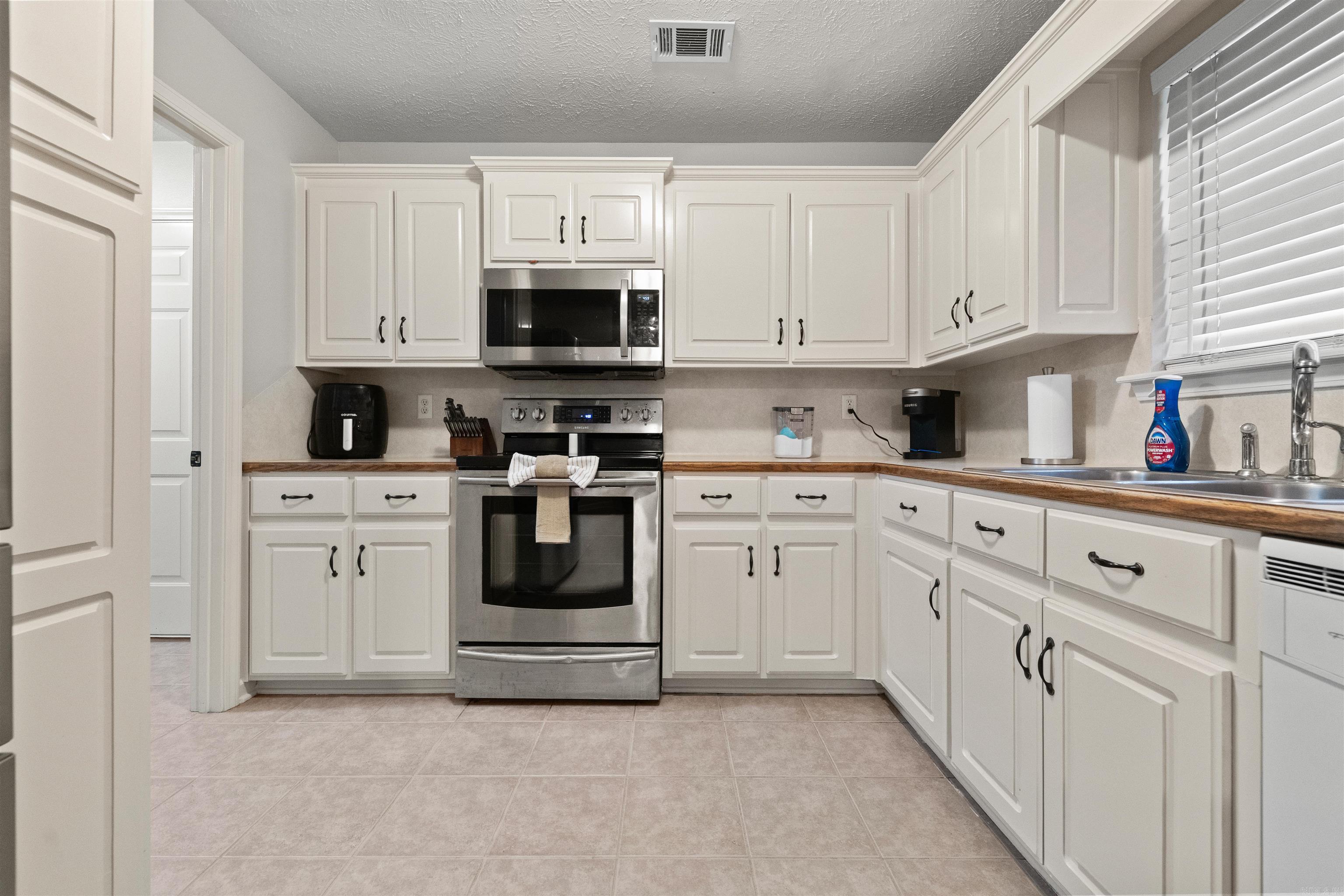 11 Cheyenne Drive Austin, AR 72007