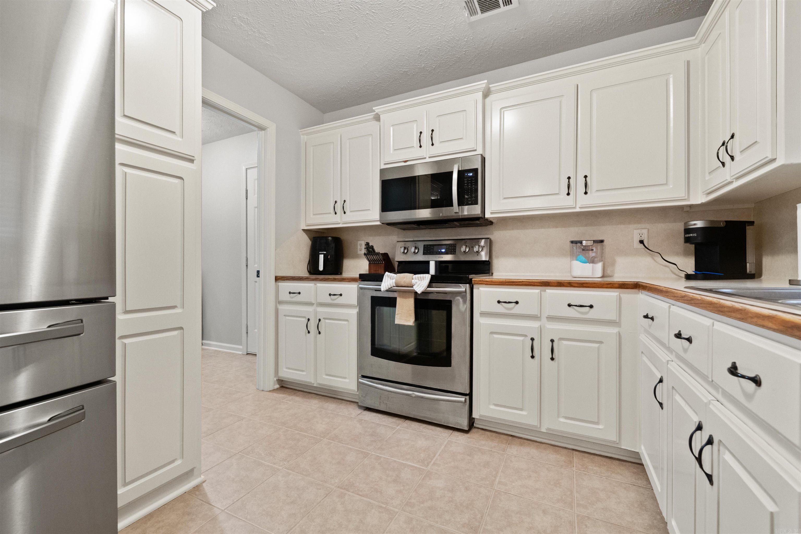 11 Cheyenne Drive Austin, AR 72007