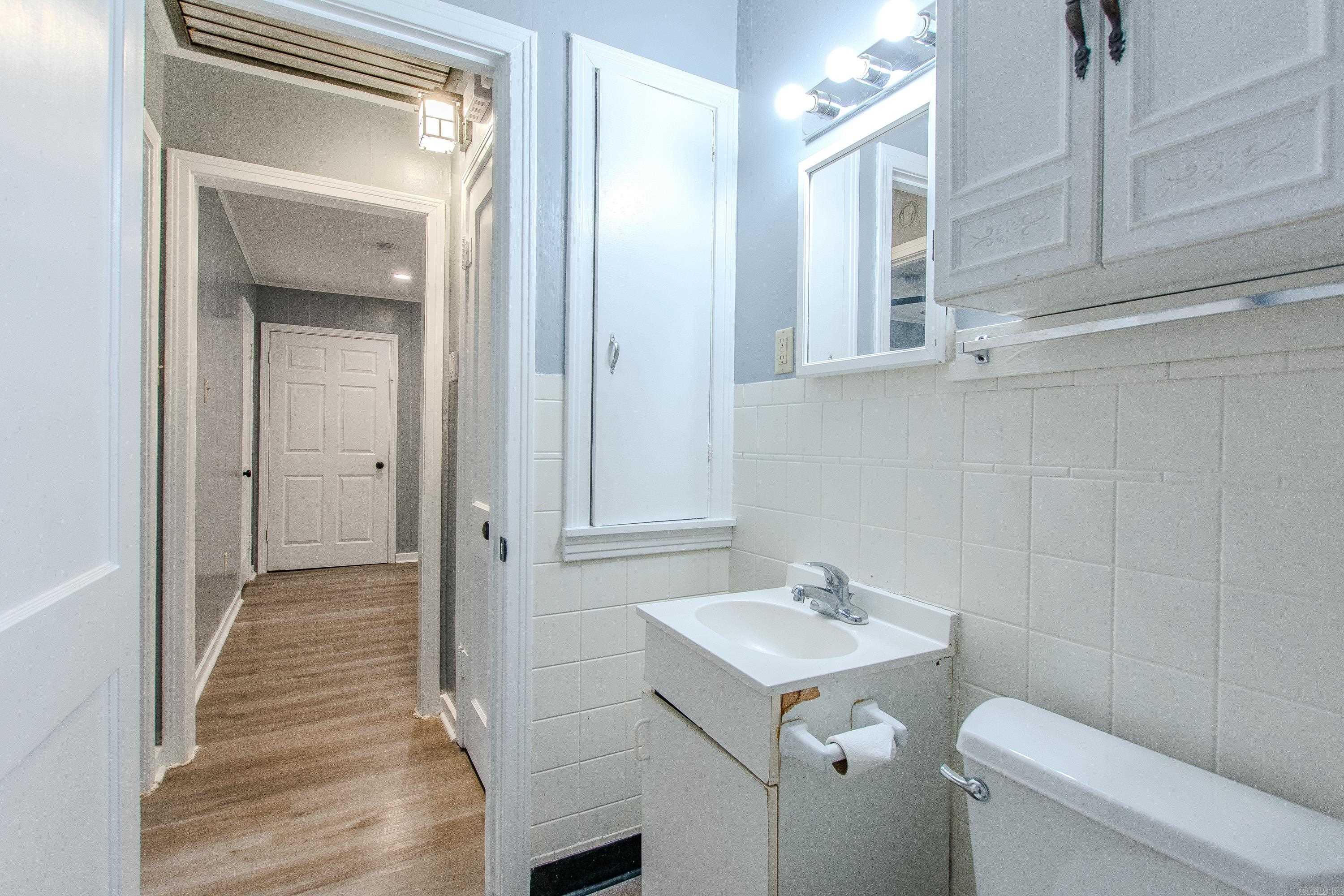 713 Oakwood  Benton, AR