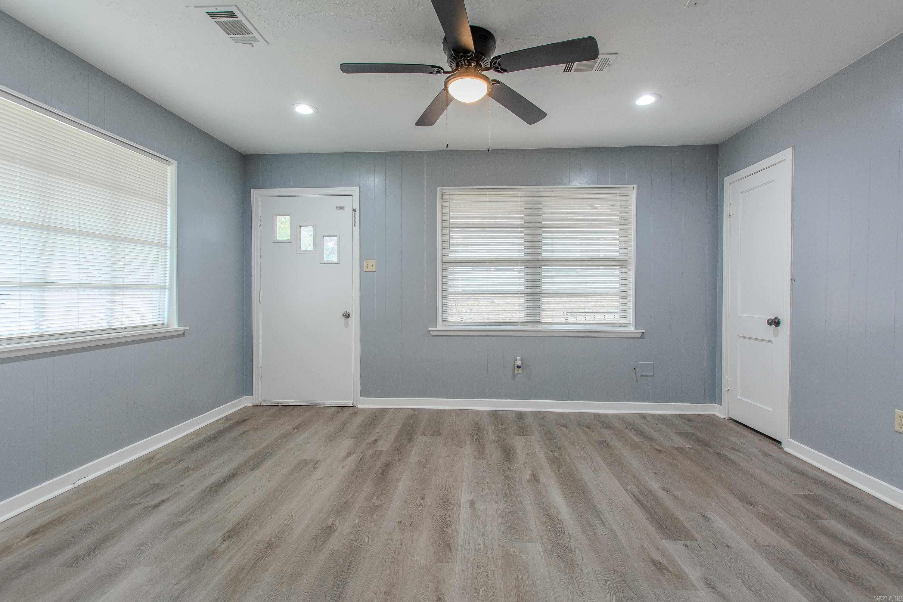 713 Oakwood  Benton, AR