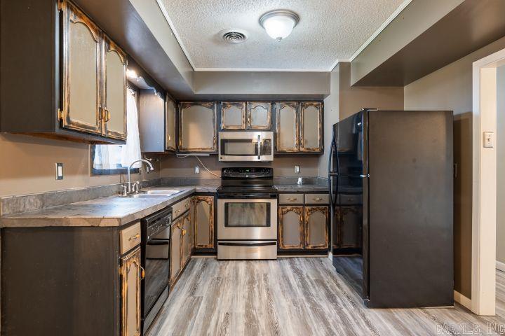 1300 Charles St. Trumann, AR 72472