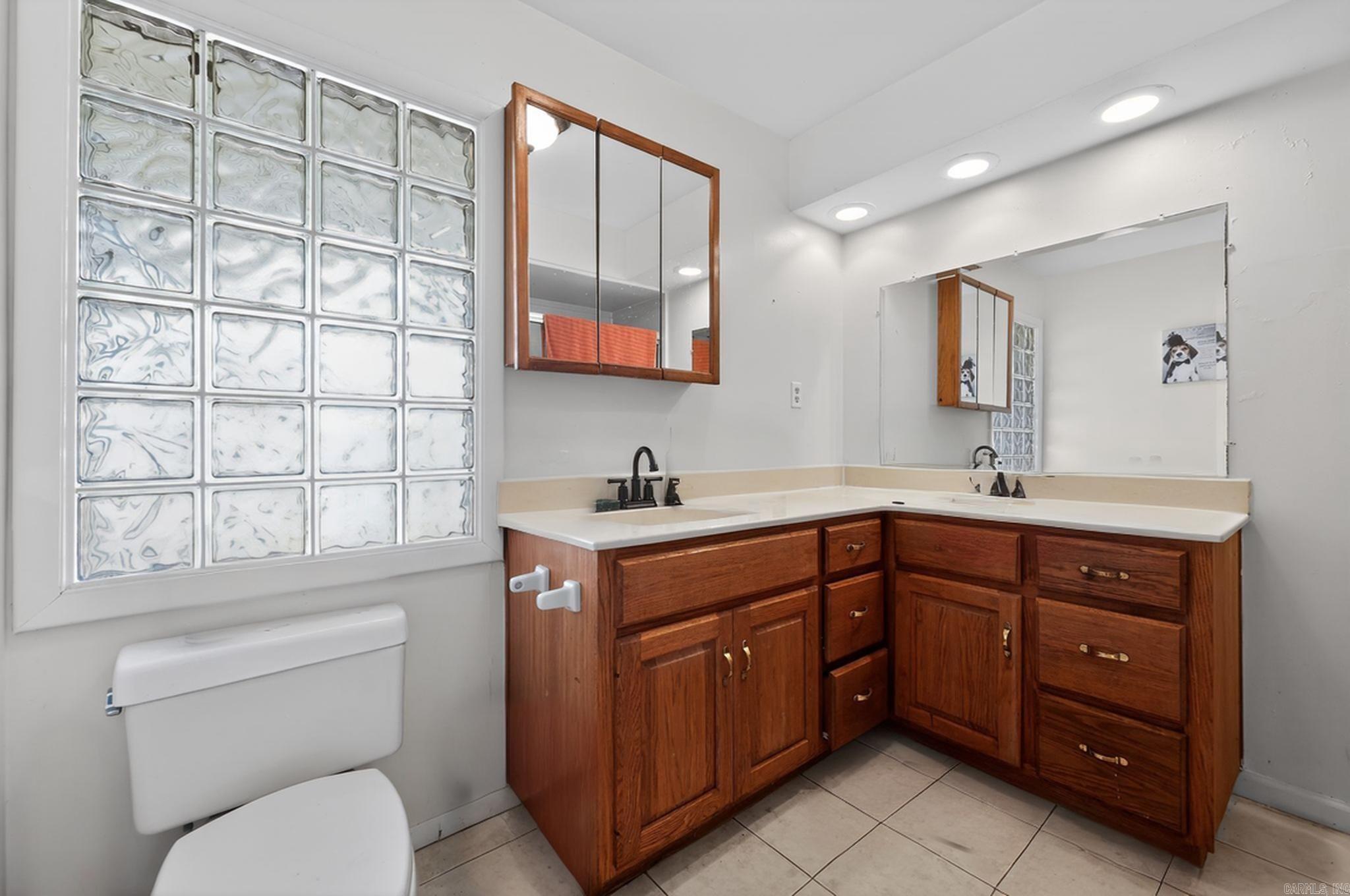 1122 N Waldron  Fort Smith, AR