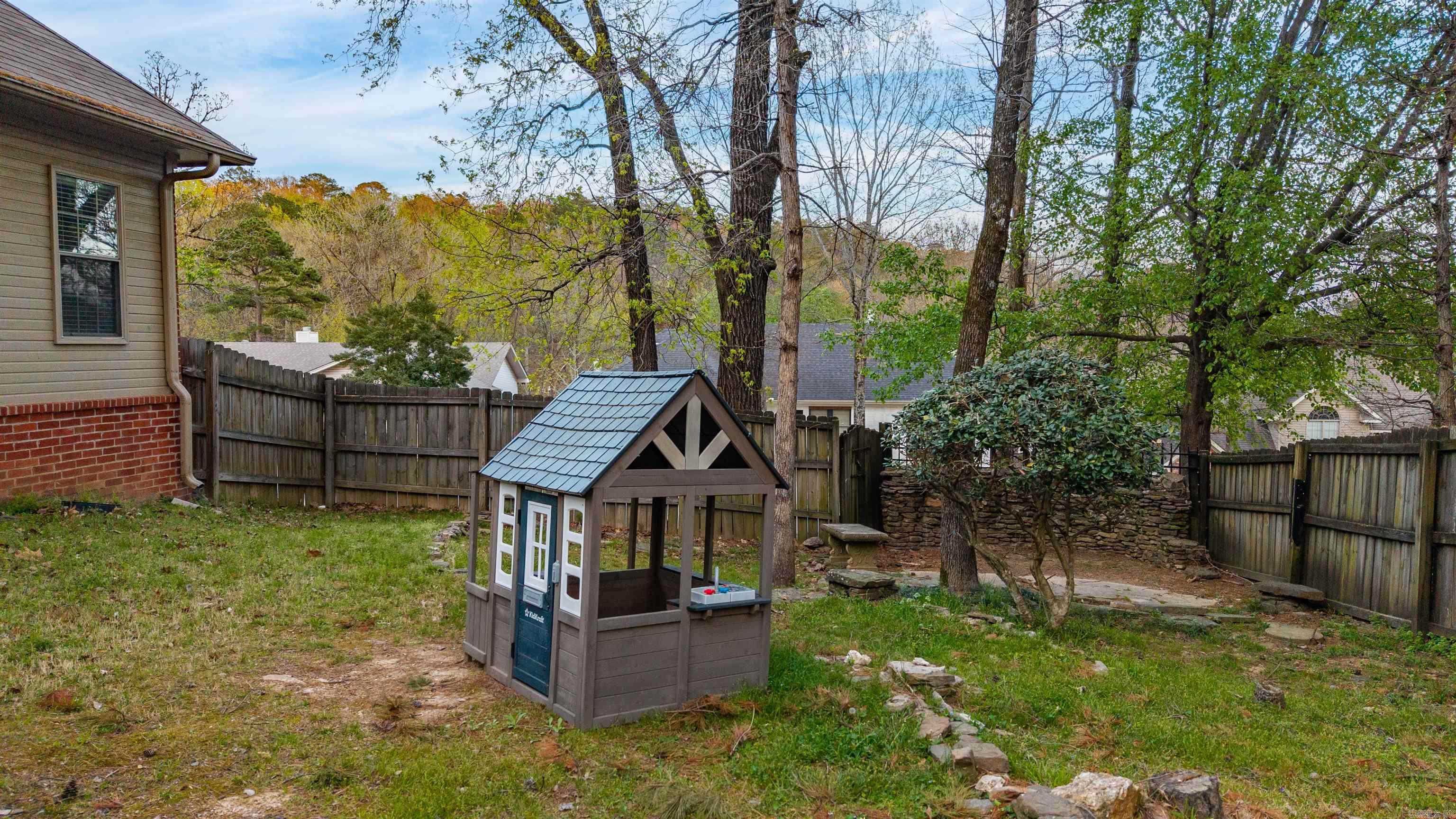 13800 Saint Michael Drive Little Rock, AR 72211