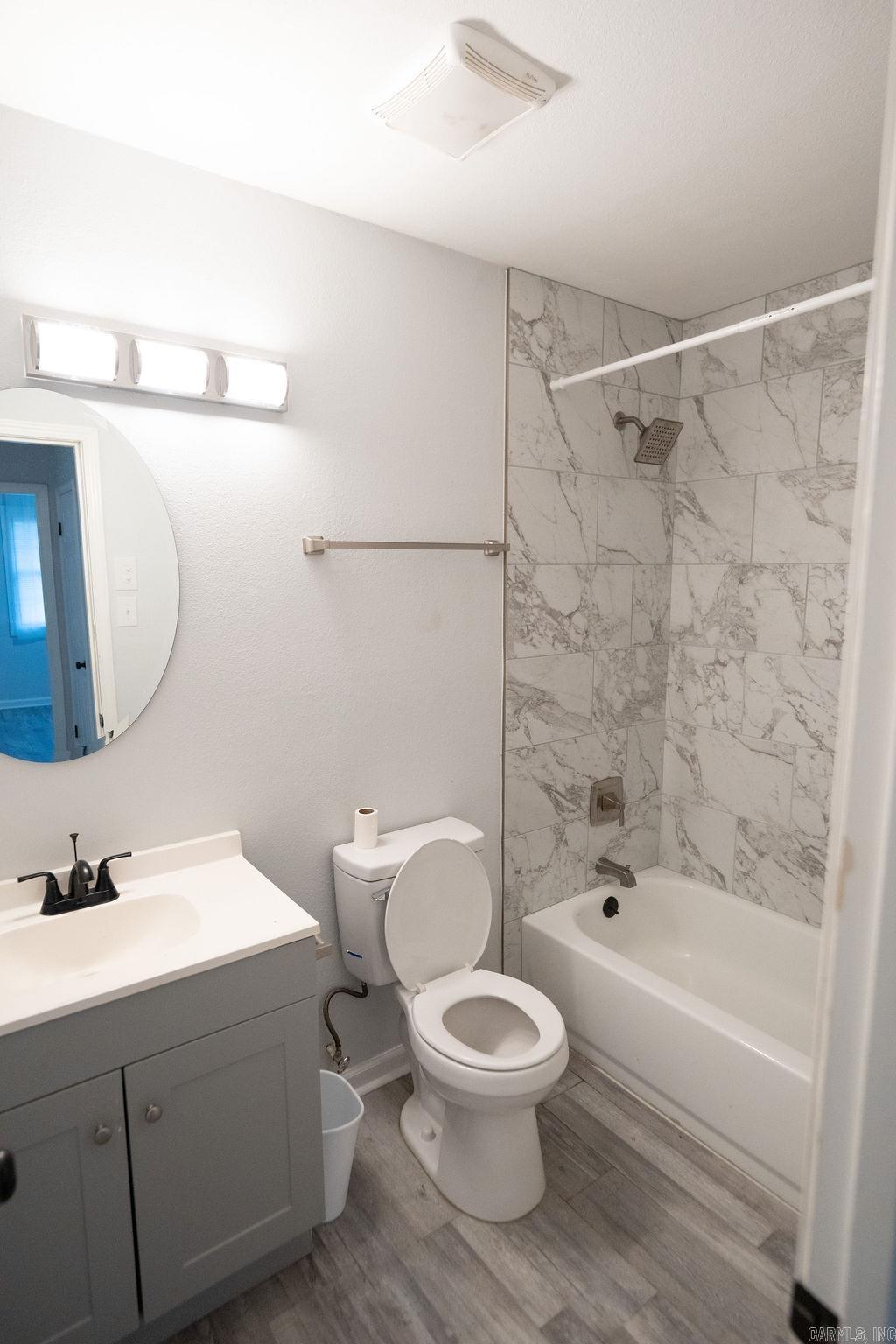 1710 Troy  Benton, AR