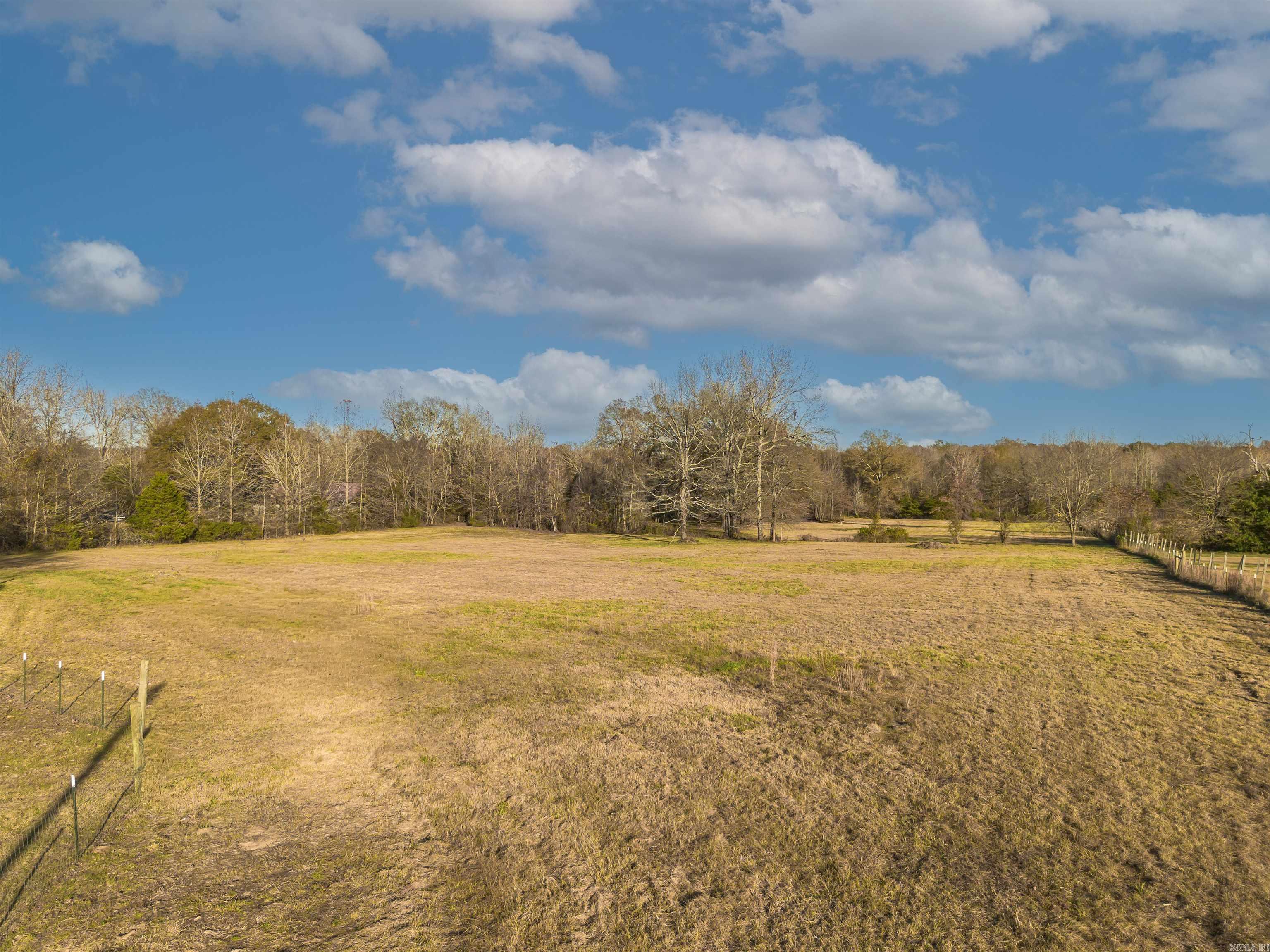 137 Union Rd.  Greenbrier, AR