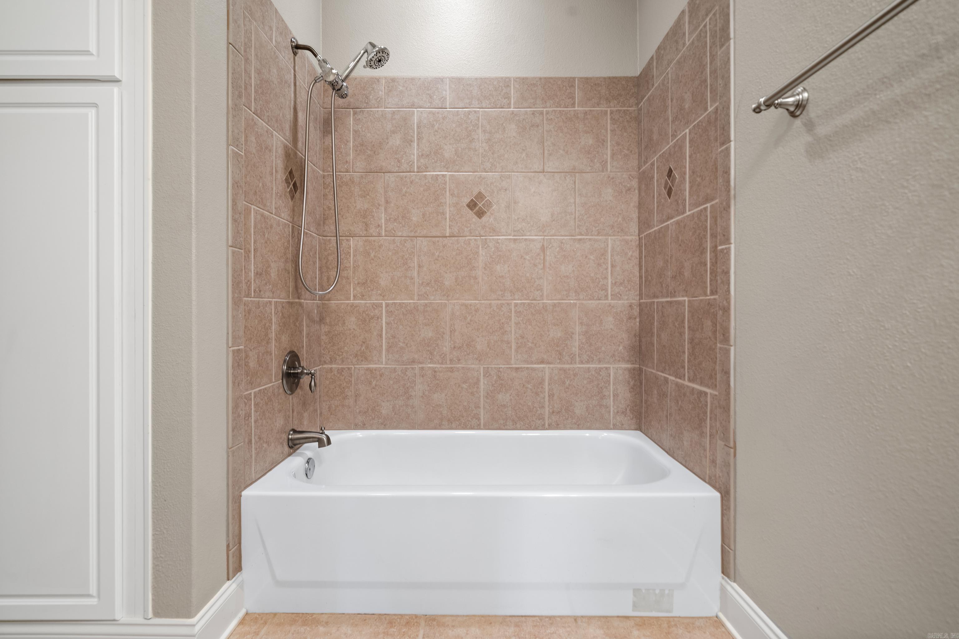 197 Catherine Heights Rd  Hot Springs, AR