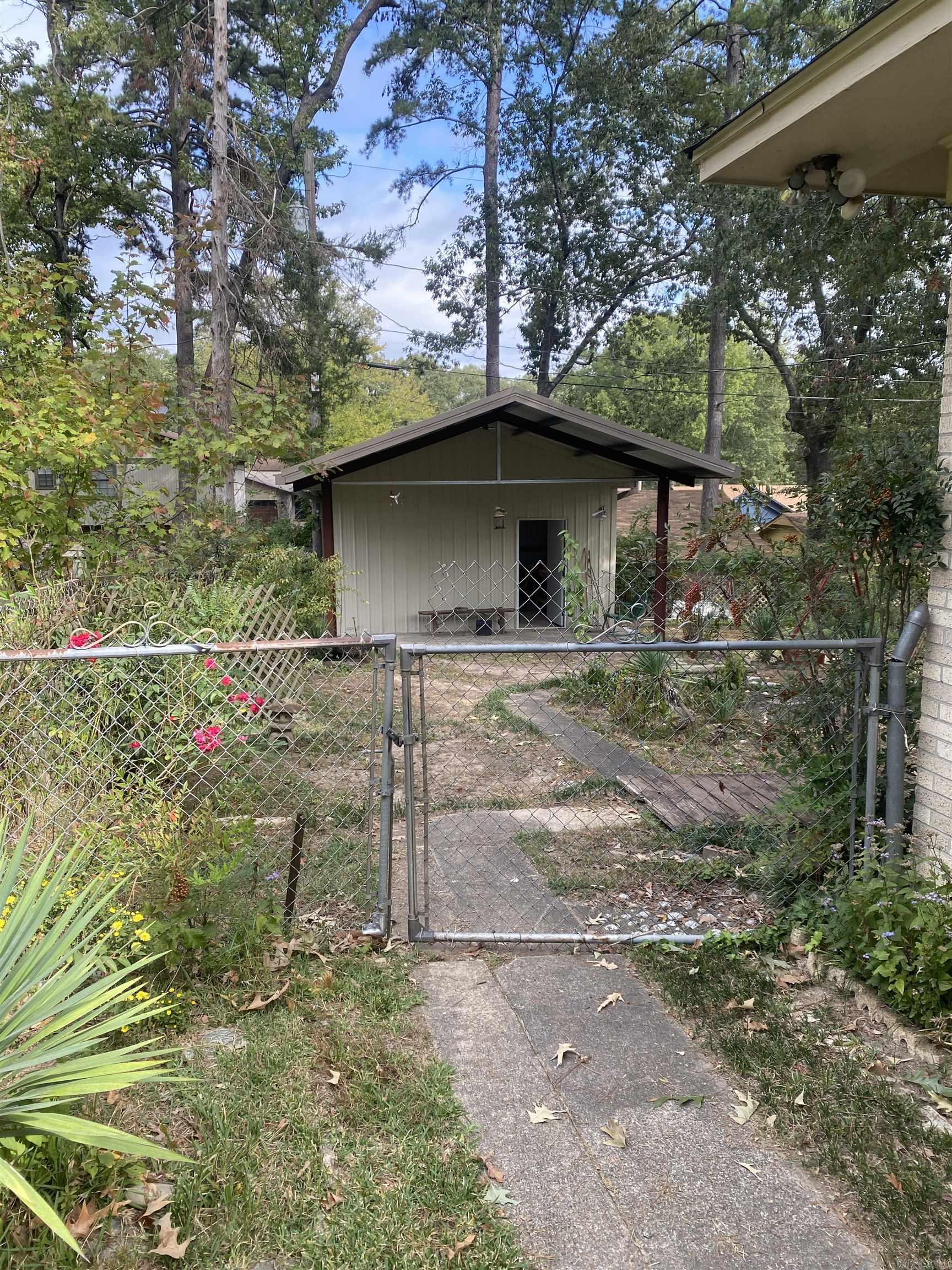 5 Westwood Lane  Little Rock, AR