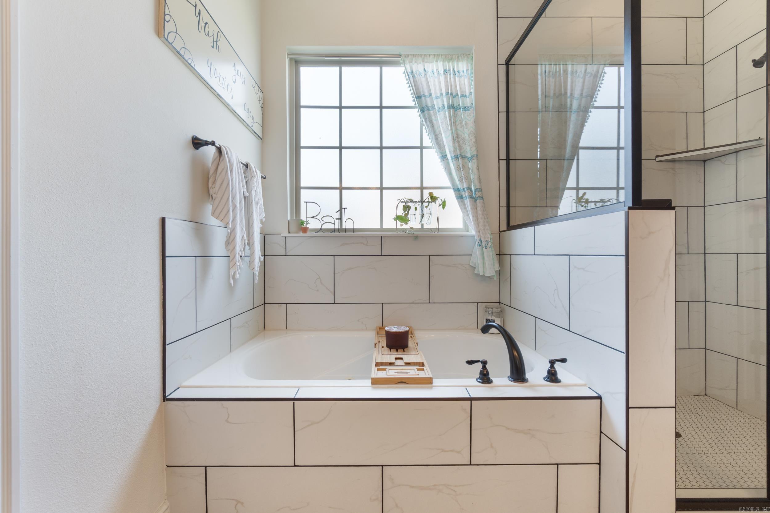 700 SW Sterling  Bentonville, AR