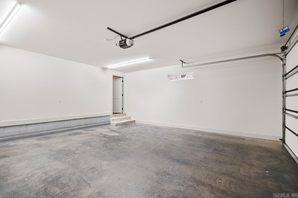 557 Valley Oak Drive Sherwood, AR 72120-4098