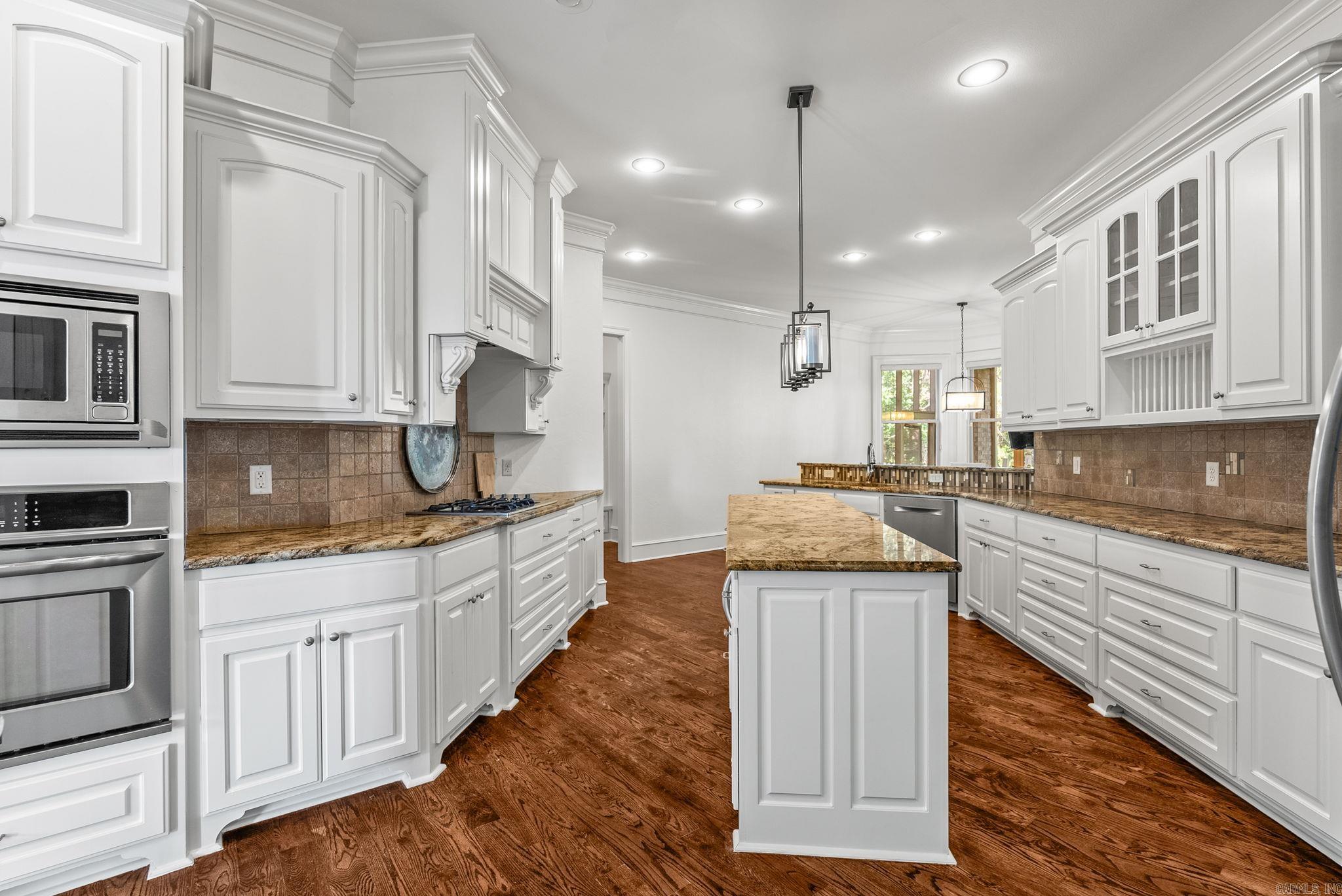 8 Ledge Rock Cove  Little Rock, AR