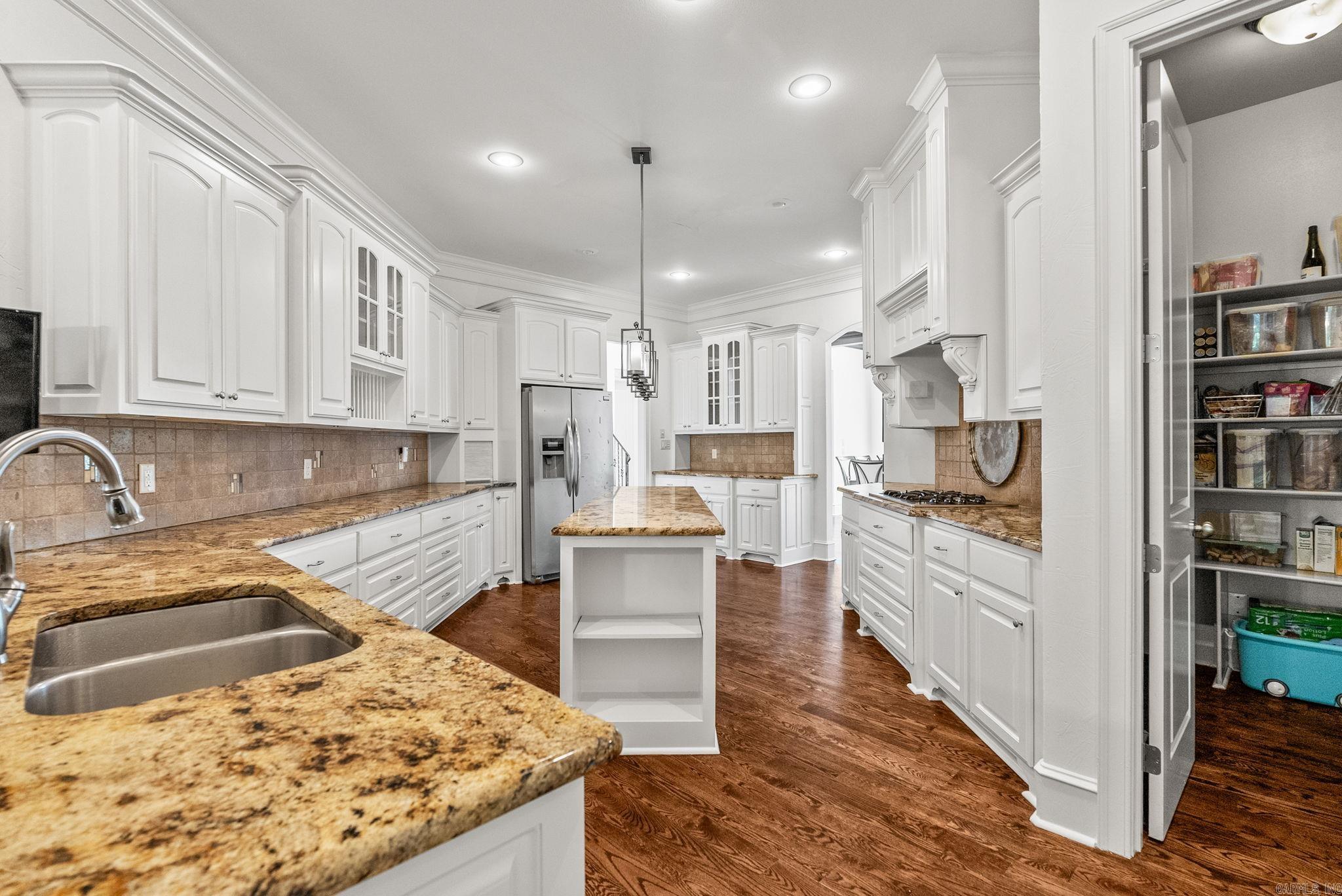 8 Ledge Rock Cove  Little Rock, AR