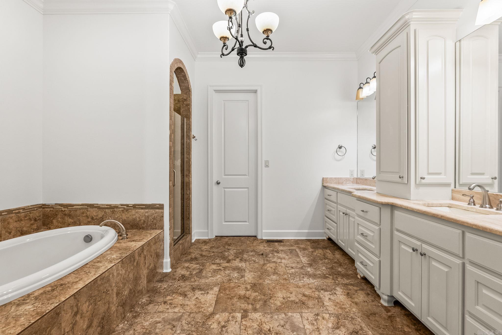 8 Ledge Rock Cove  Little Rock, AR