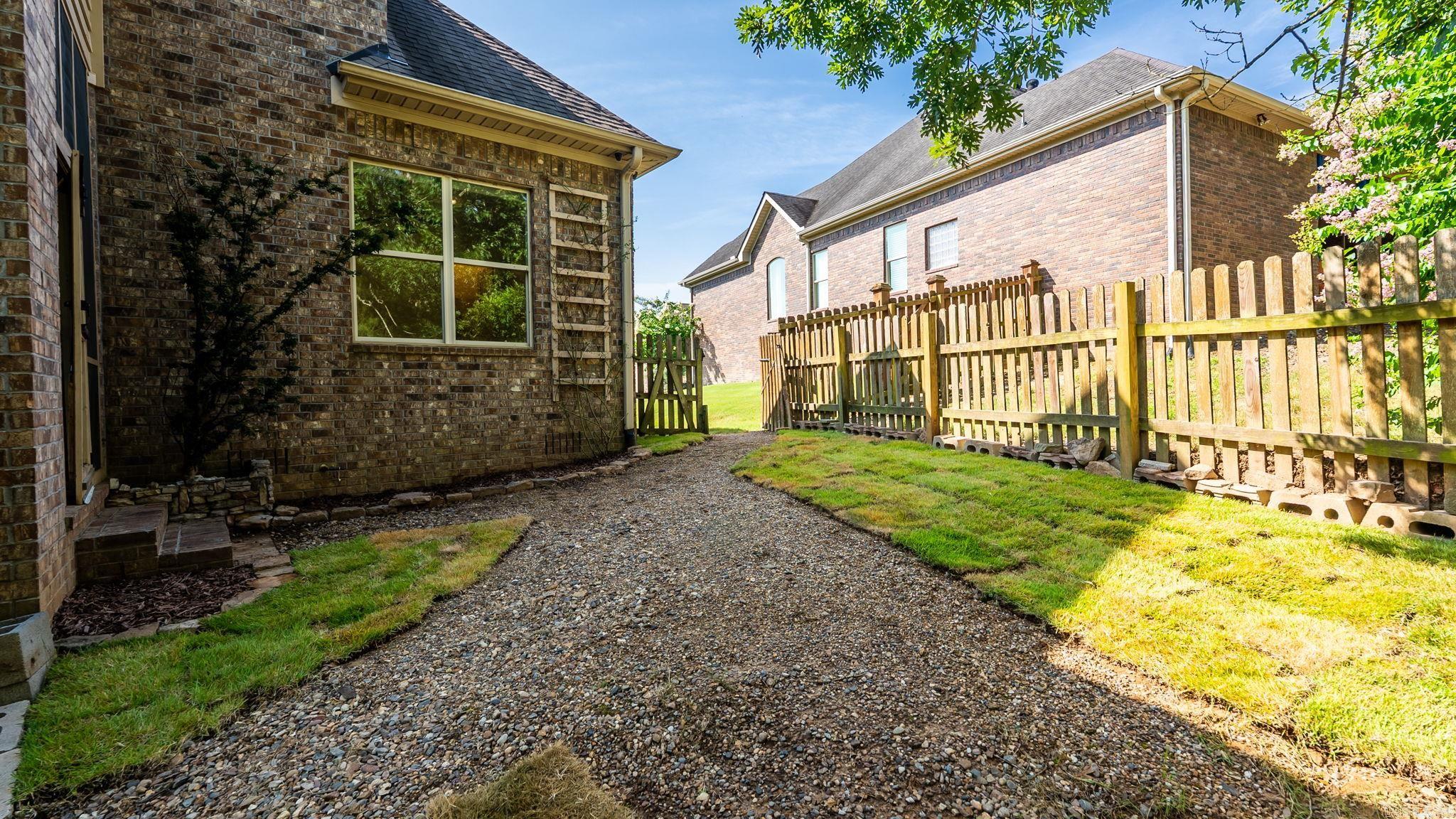 8 Ledge Rock Cove  Little Rock, AR