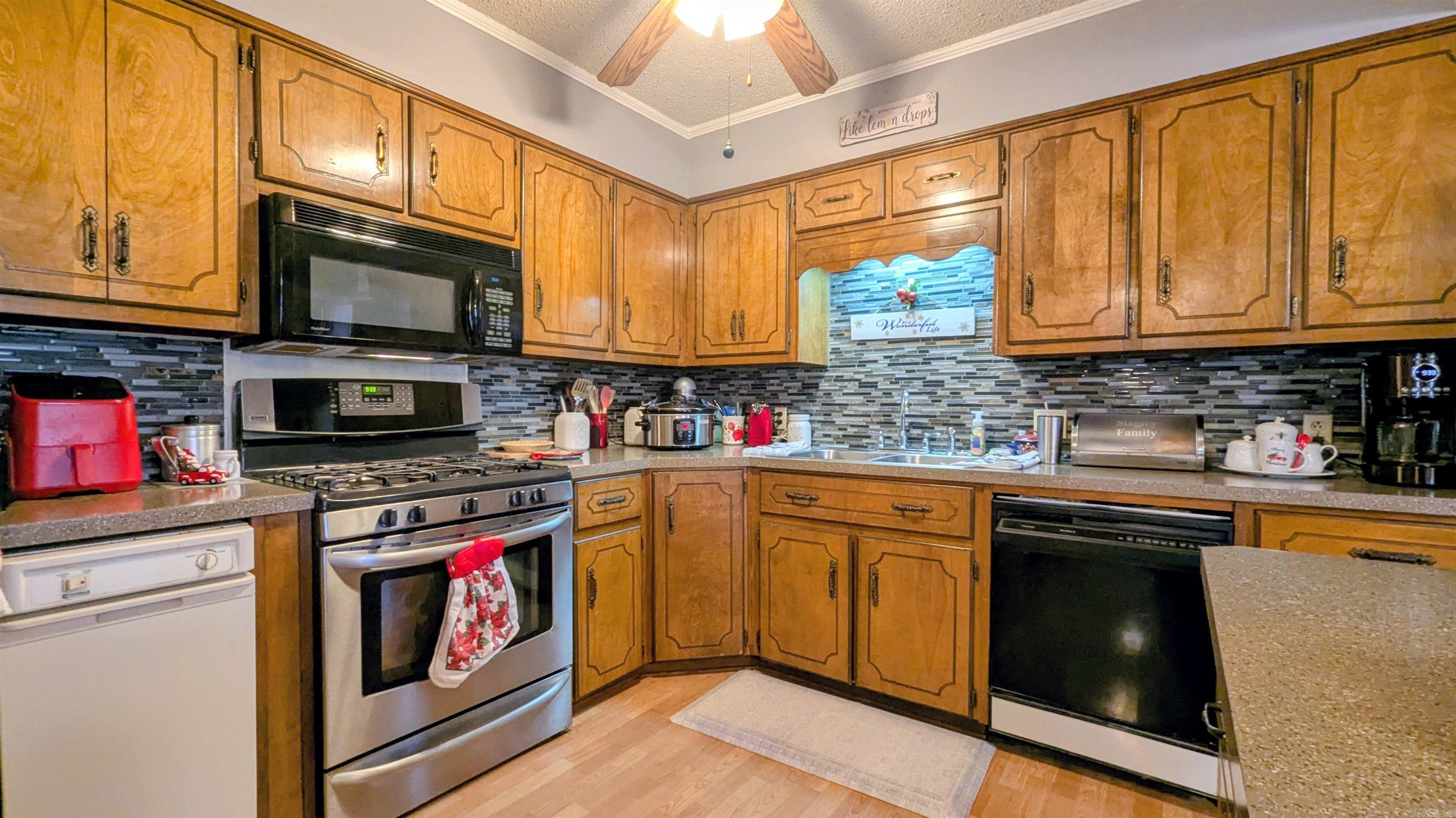 211 Main St  Swifton, AR