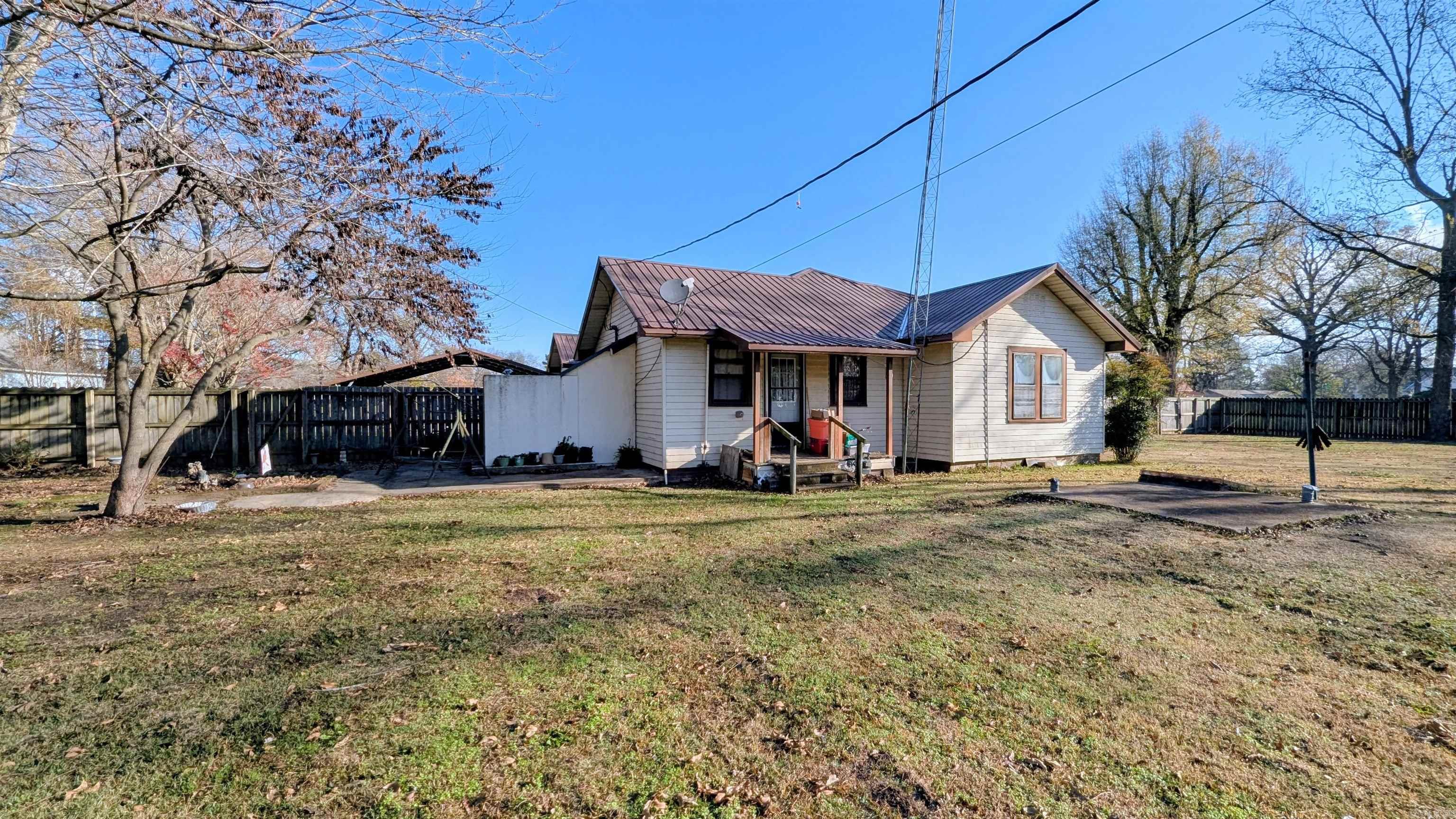 211 Main St  Swifton, AR