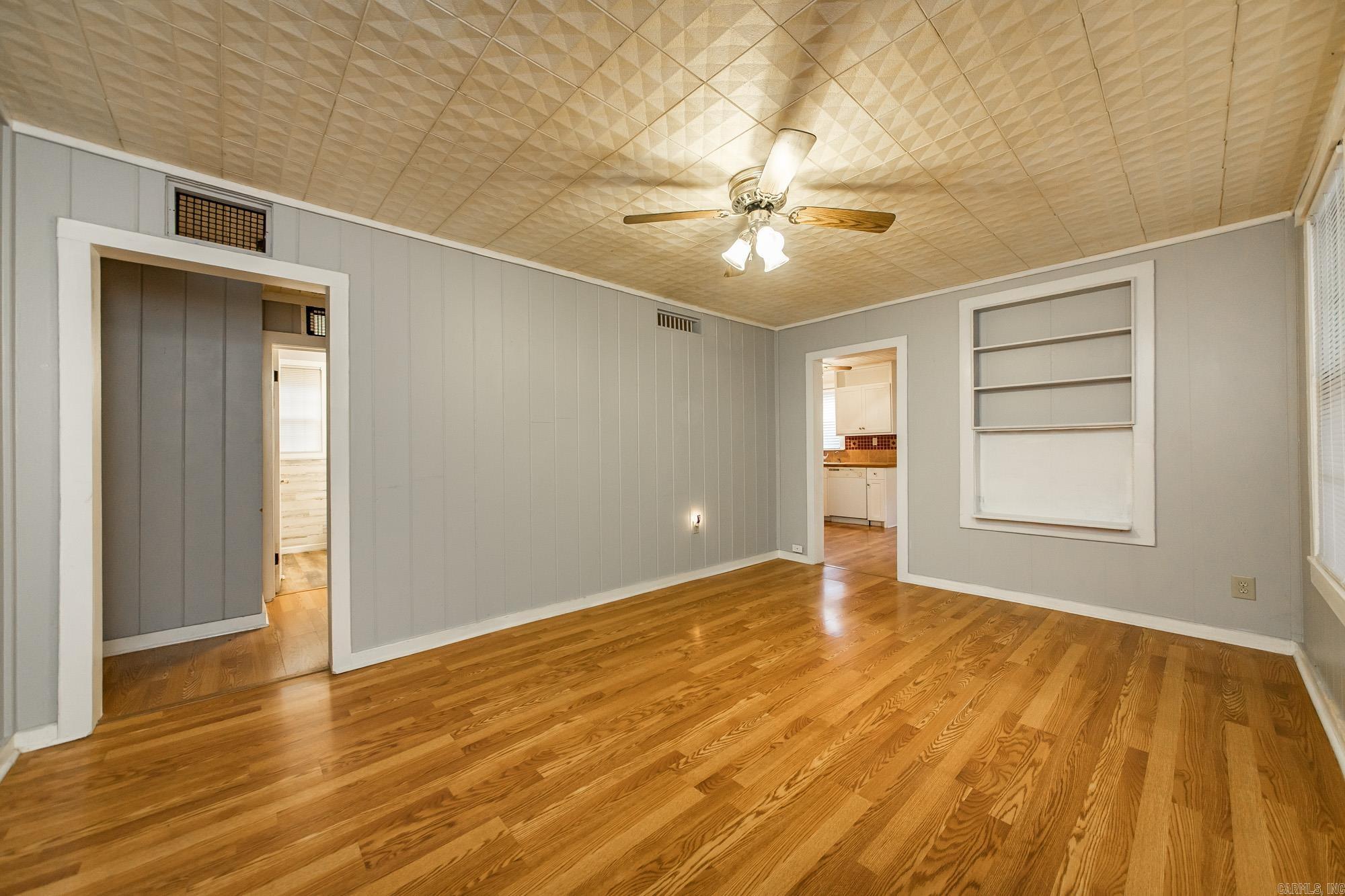 220 Irvy Rd  England, AR