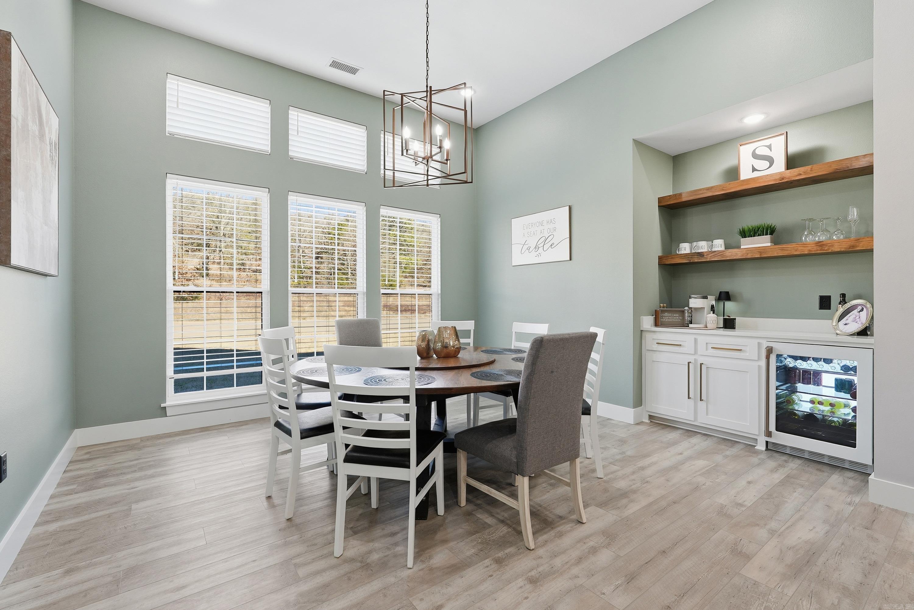 1708 E Holloway St Morrilton, AR 72110