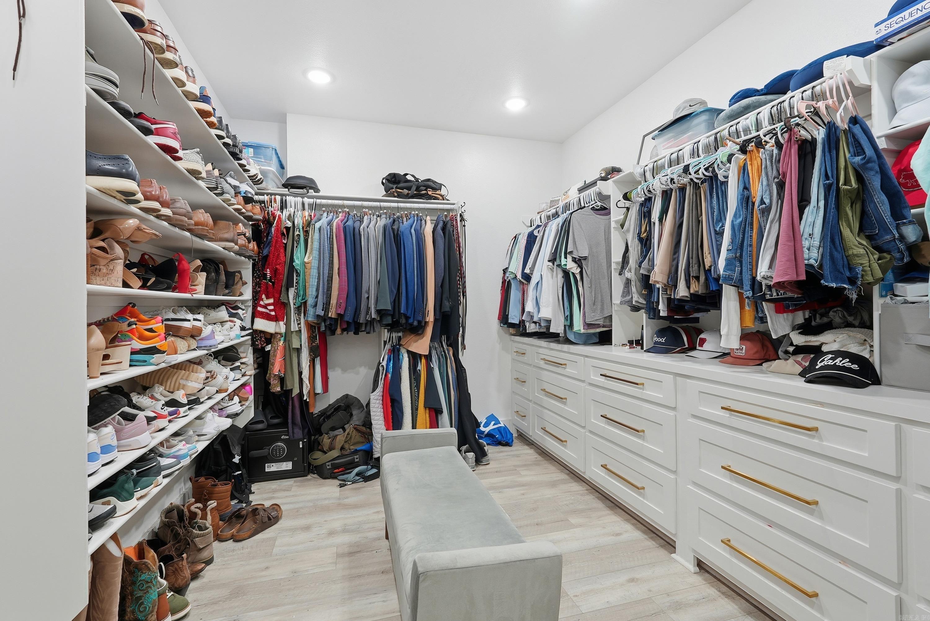 1708 E Holloway St  Morrilton, AR