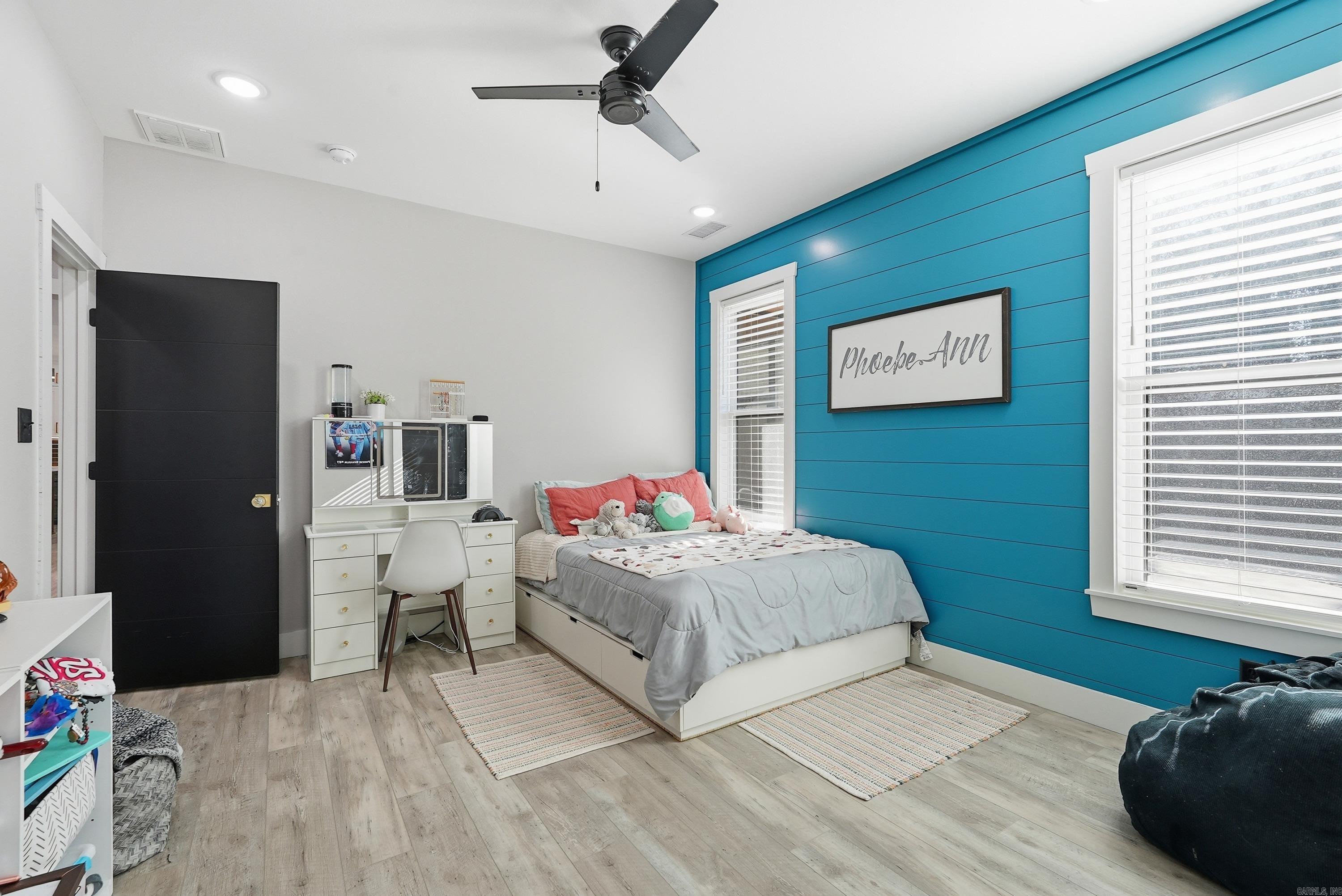 1708 E Holloway St  Morrilton, AR