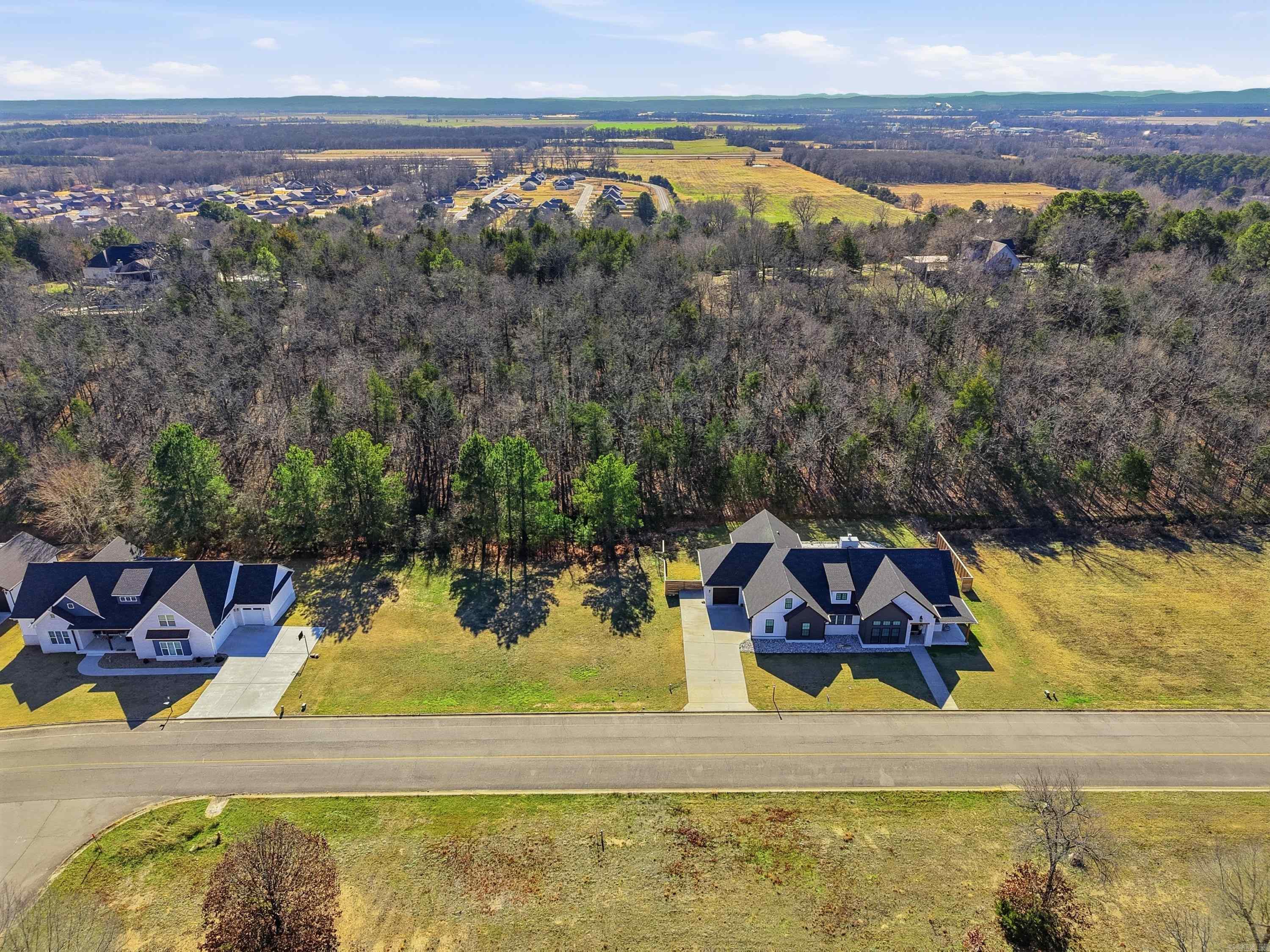 1708 E Holloway St Morrilton, AR 72110