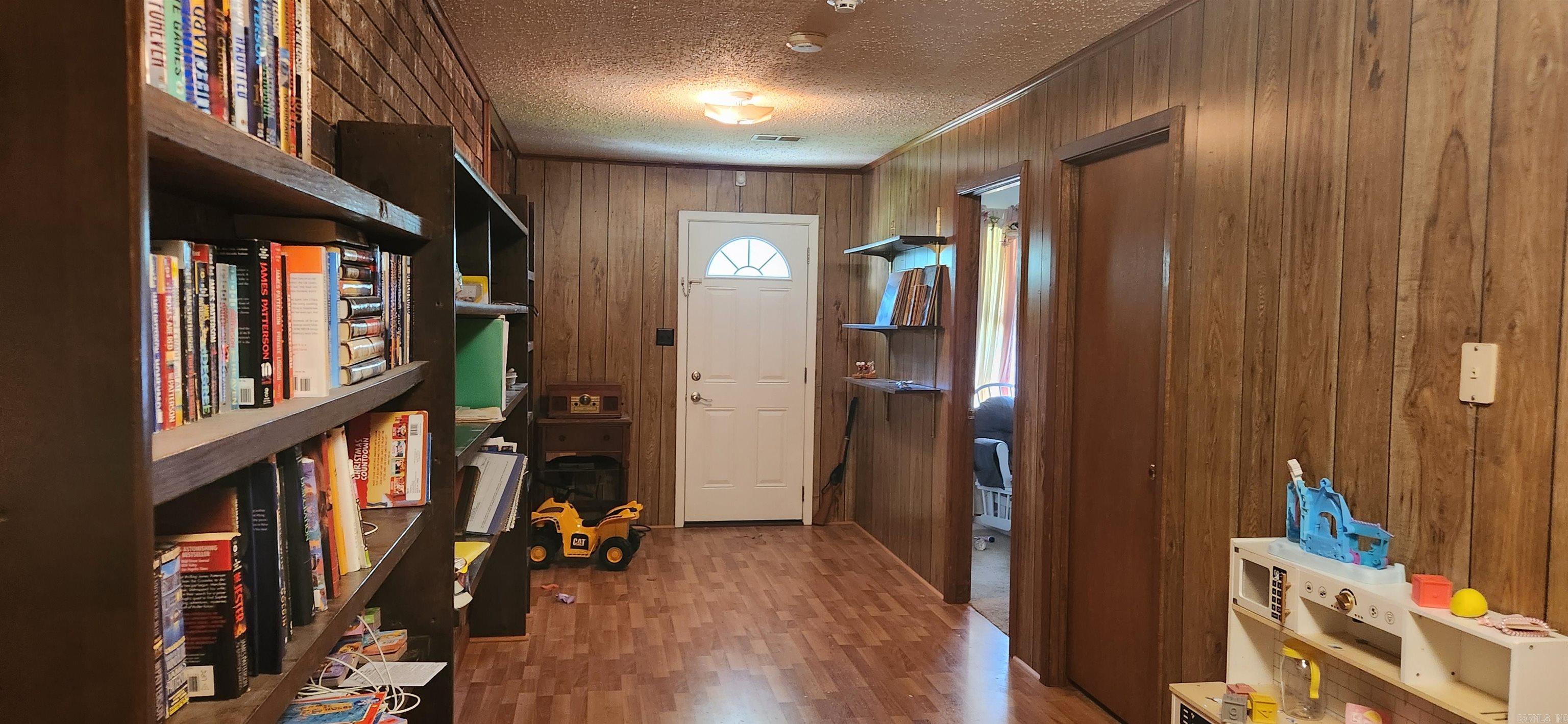 707 W Kennedy  Star City, AR