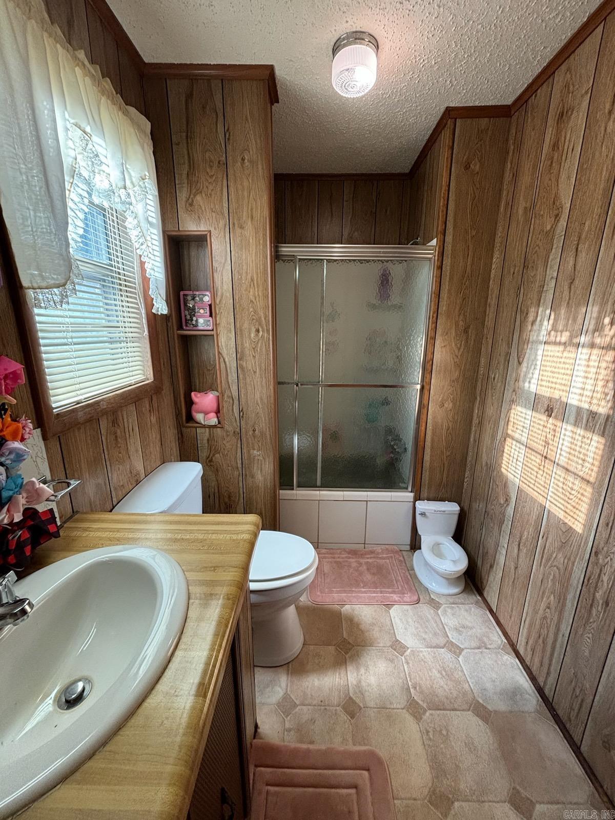 707 W Kennedy  Star City, AR