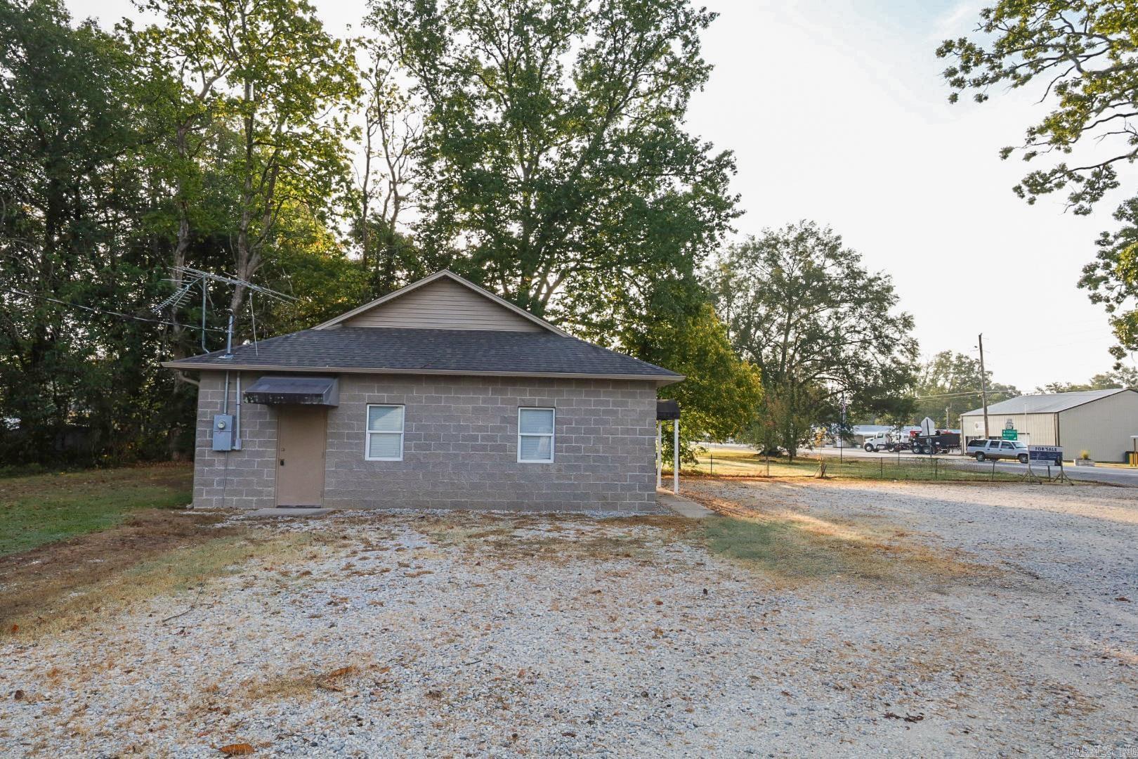 14296 Highway 270 W.  Poyen, AR
