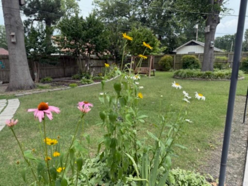 1103 oakdale  West Memphis, AR