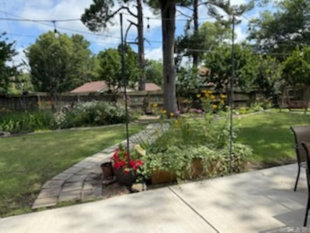 1103 oakdale  West Memphis, AR