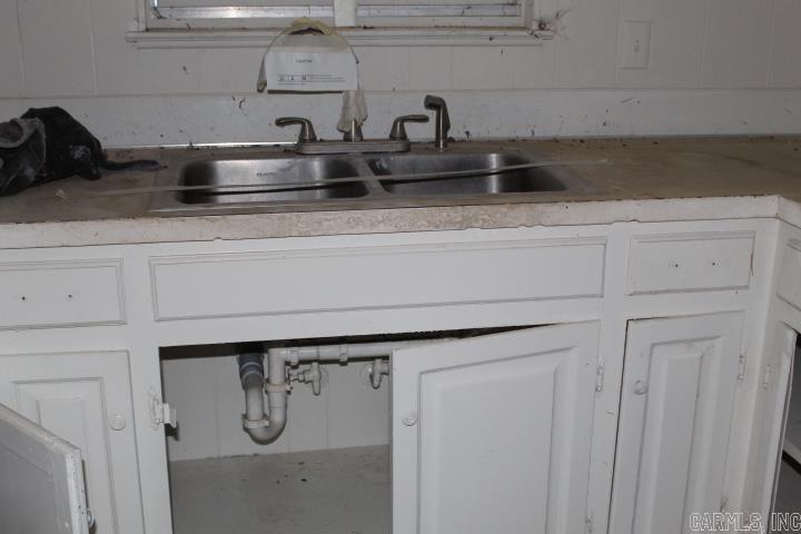 4001 Cobb  Little Rock, AR