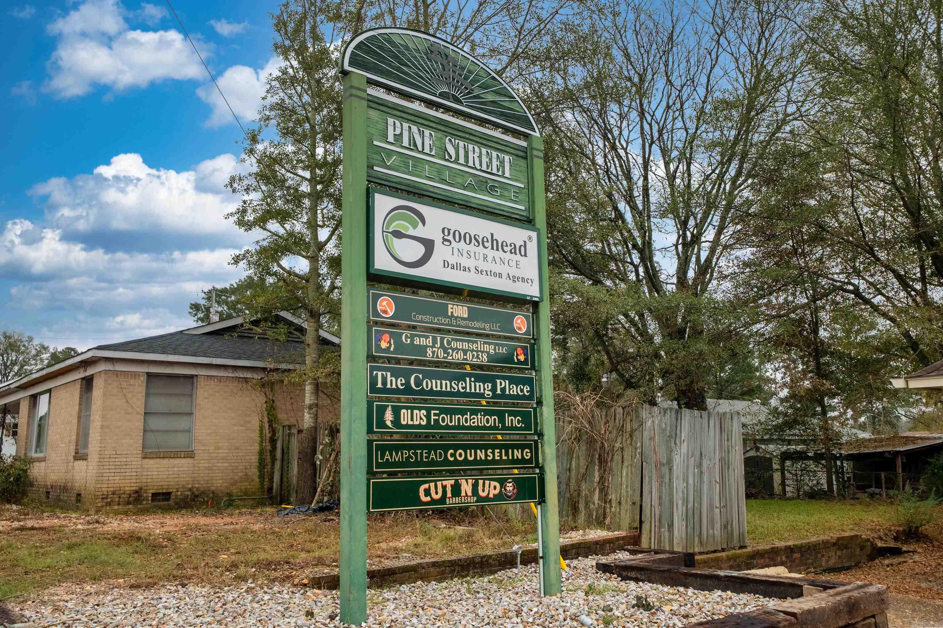 2503 Pine Street  Arkadelphia, AR