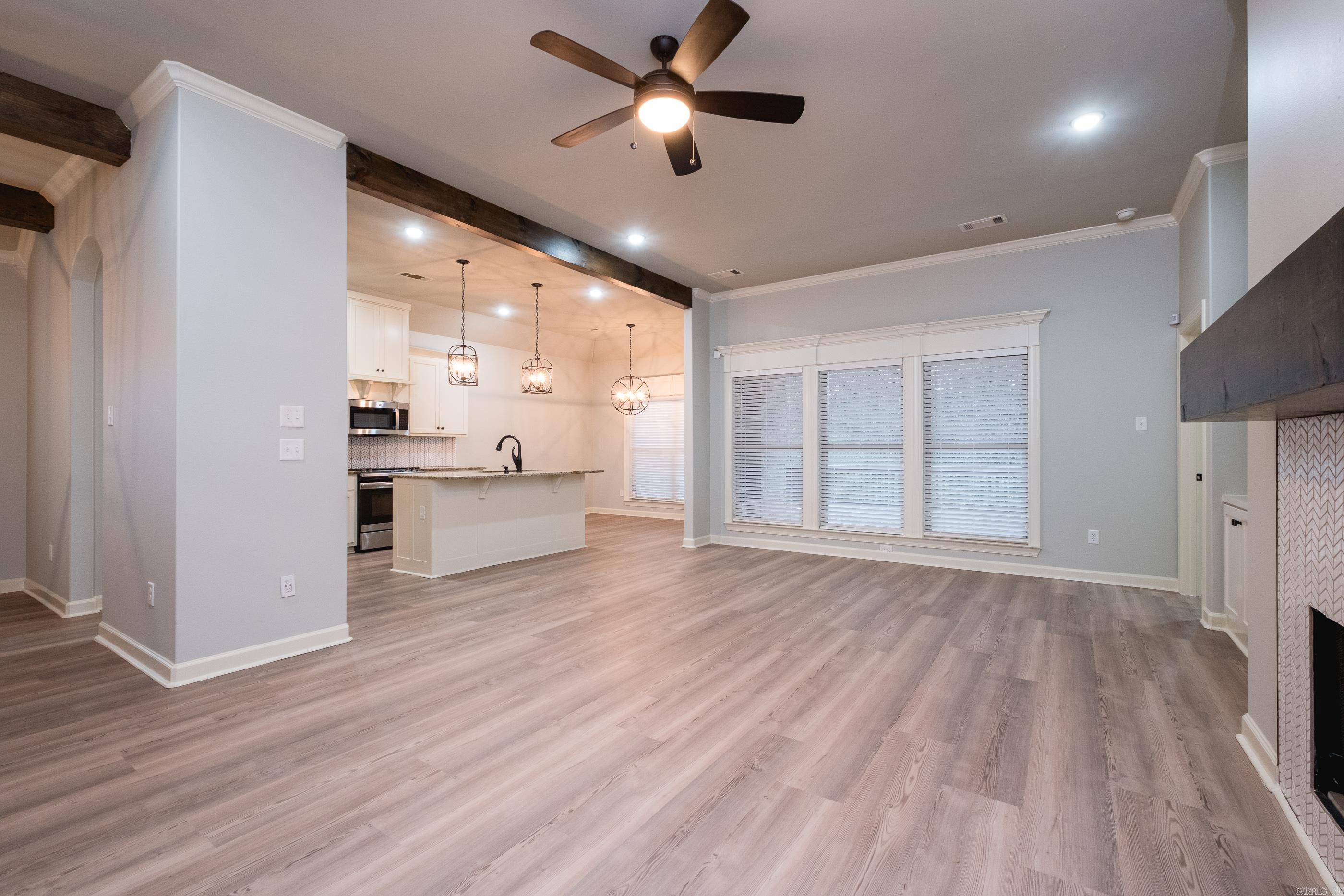 5400 Aviator Dr  Jacksonville, AR