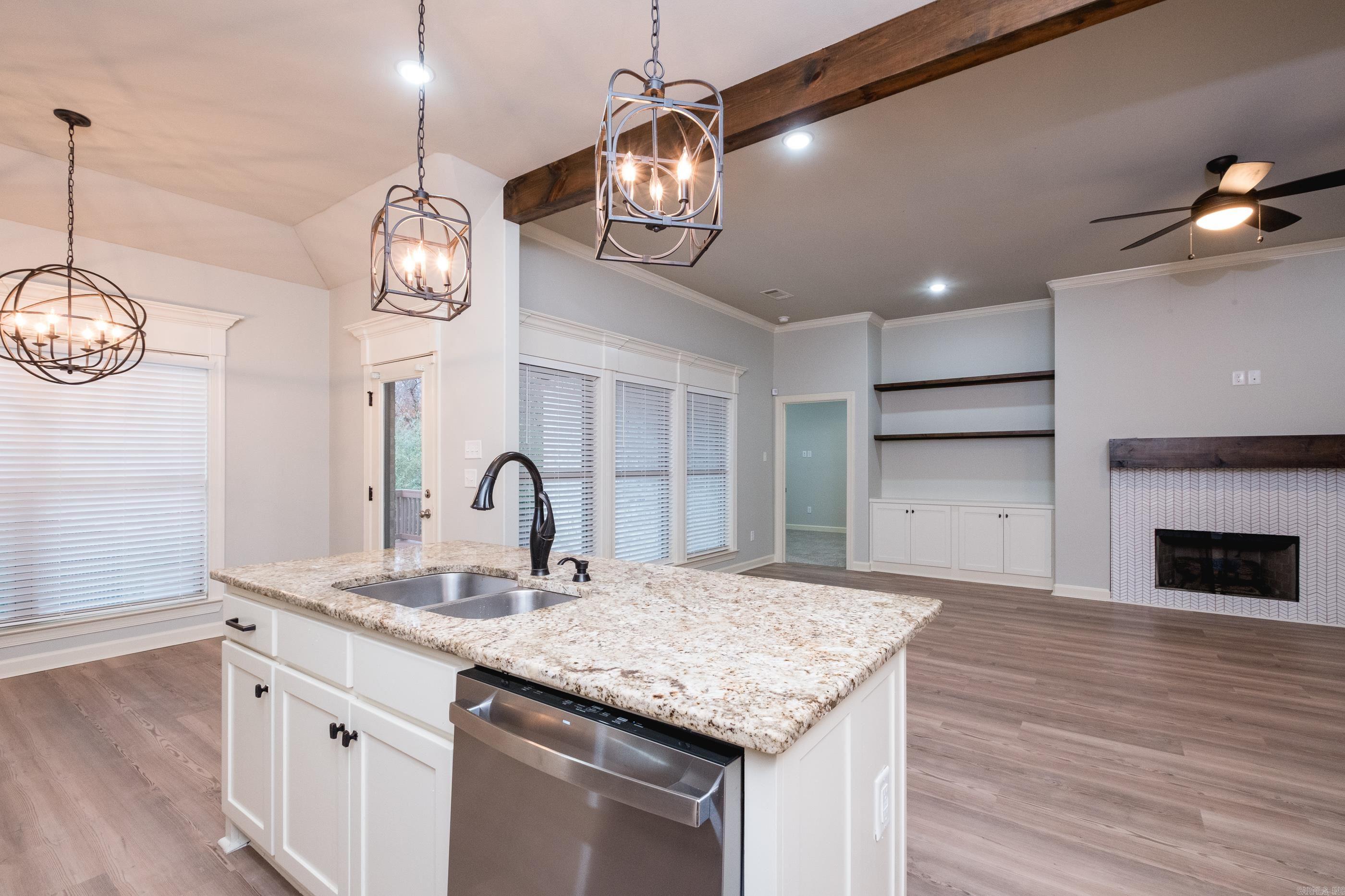 5400 Aviator Dr  Jacksonville, AR