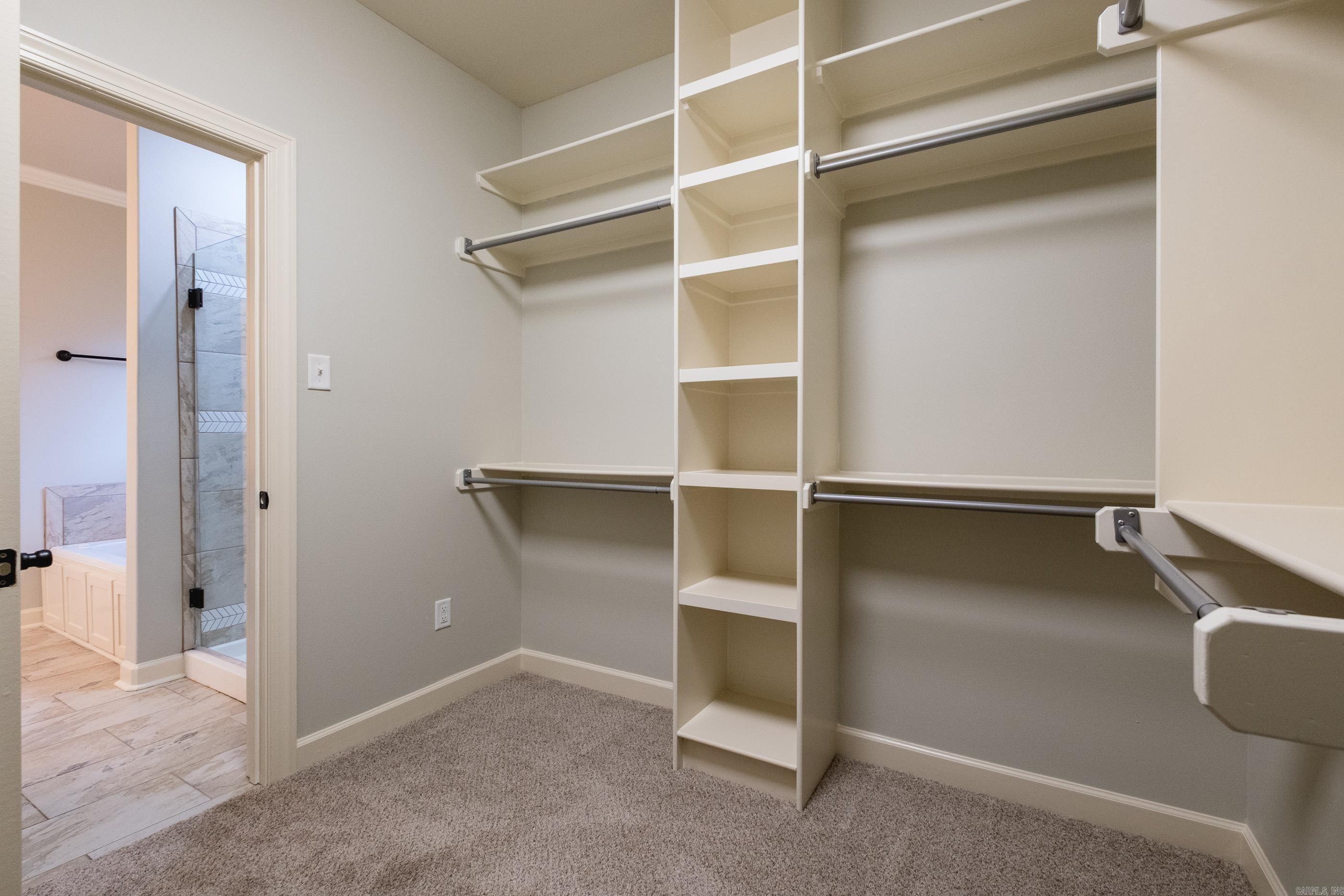 5400 Aviator Dr  Jacksonville, AR