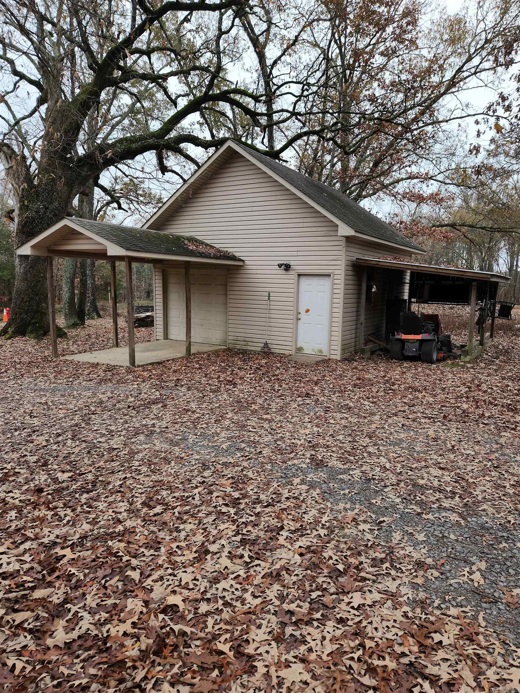 741 E Main  Austin, AR