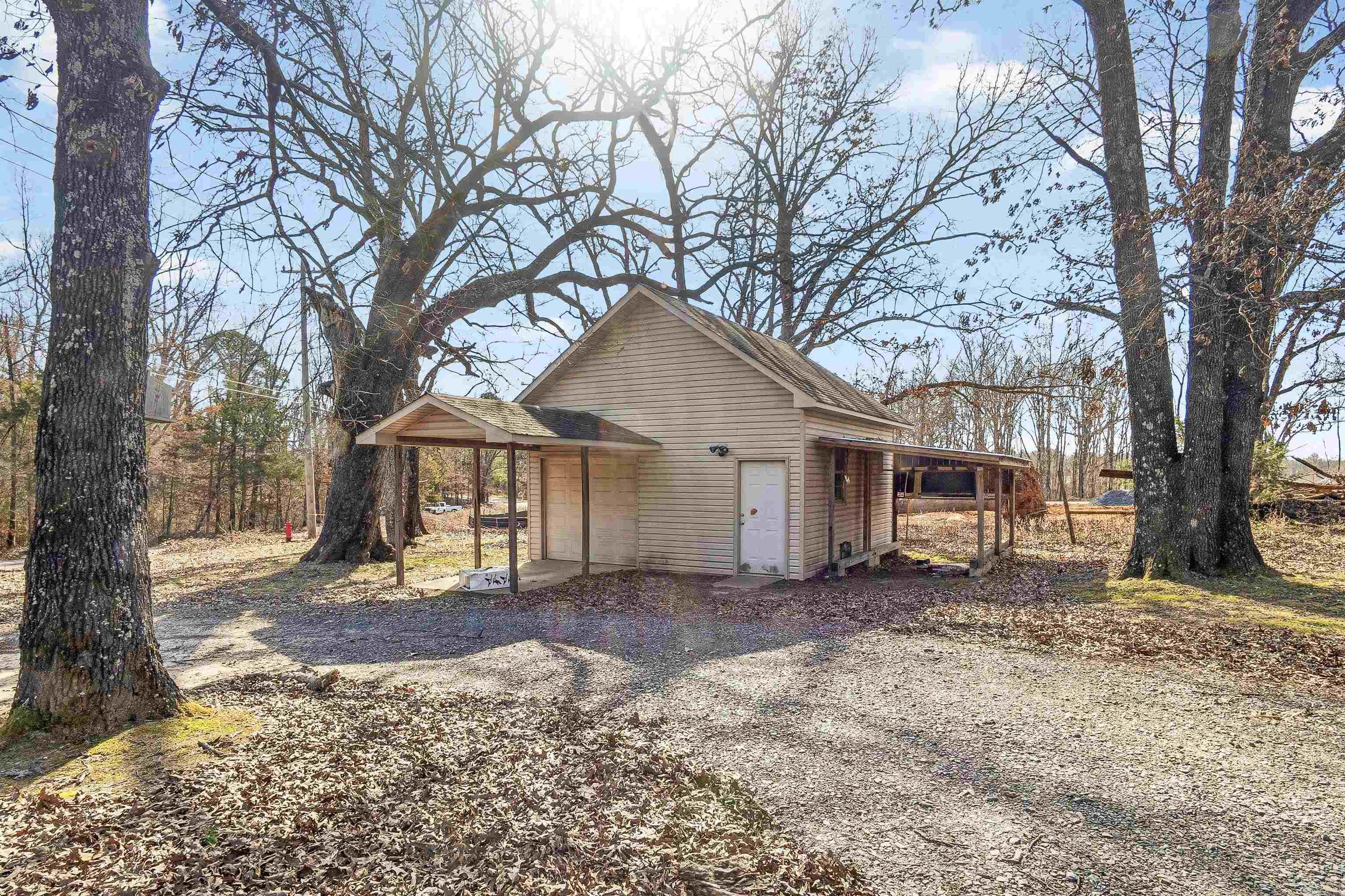 741 E Main  Austin, AR