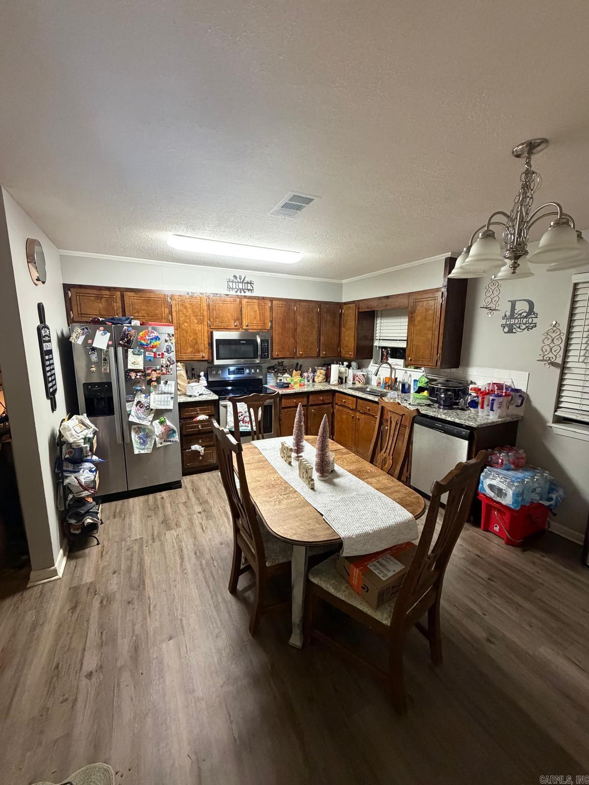 905 W Center  Searcy, AR