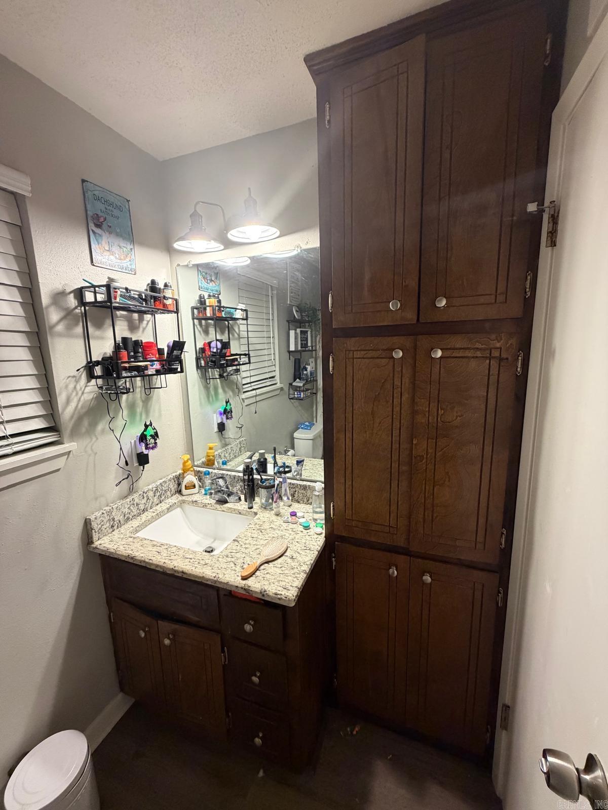 905 W Center  Searcy, AR