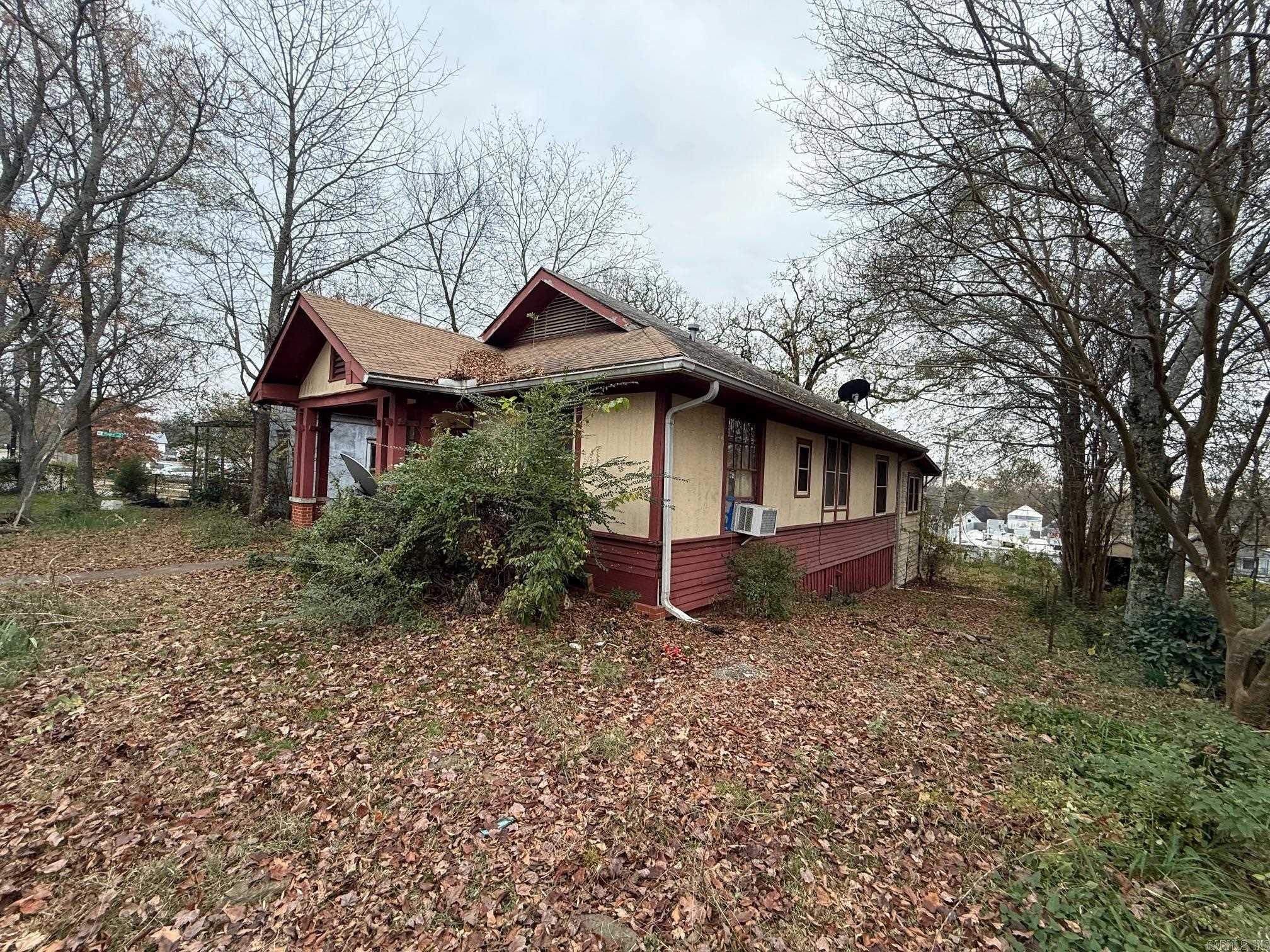 3705 W 11th  Little Rock, AR