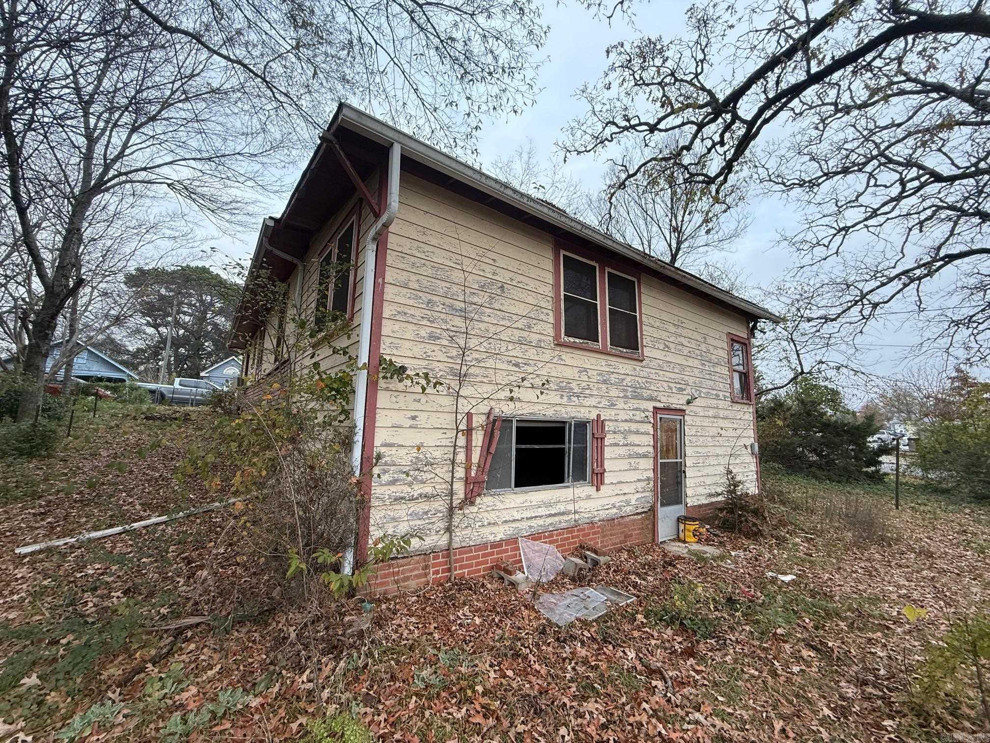 3705 W 11th  Little Rock, AR