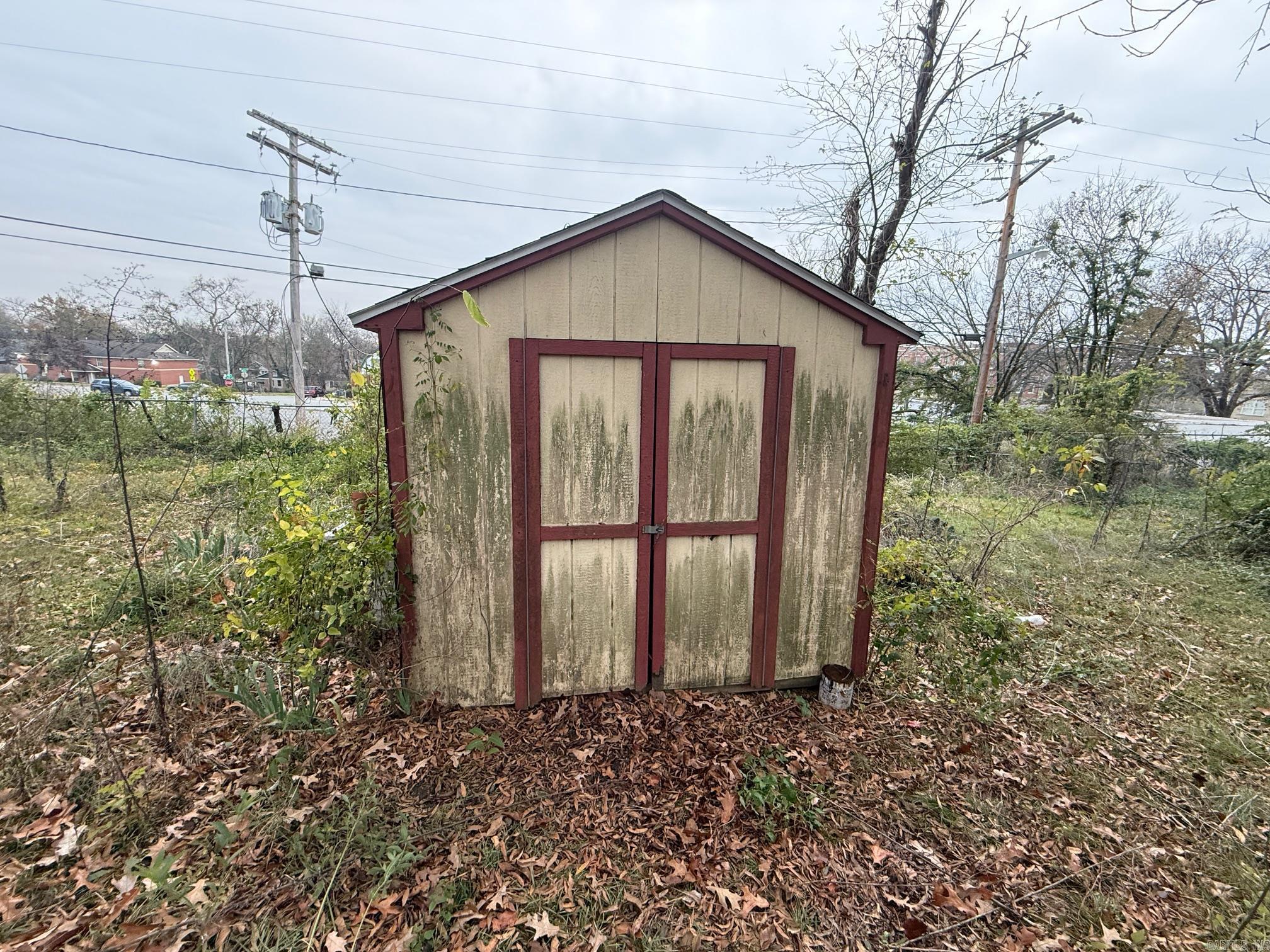 3705 W 11th  Little Rock, AR