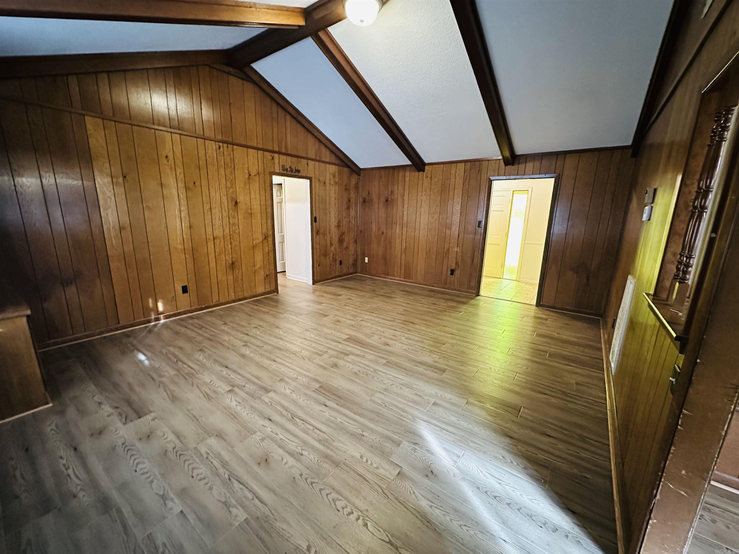 1916 Sunset Cove  Pine Bluff, AR