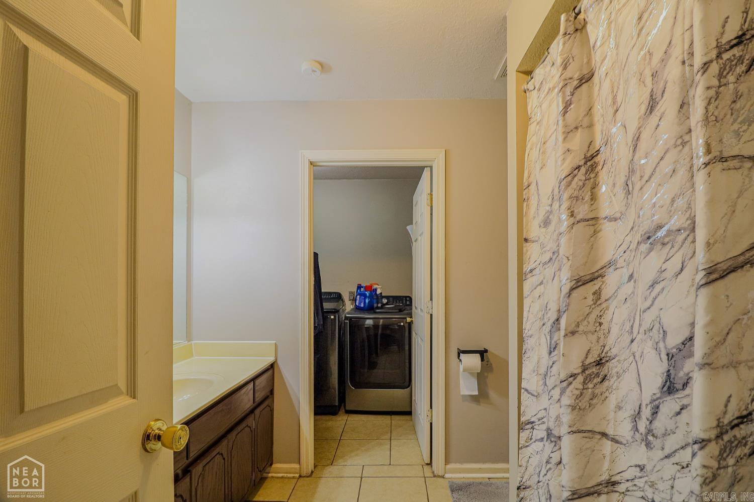 329 Sharon  Trumann, AR