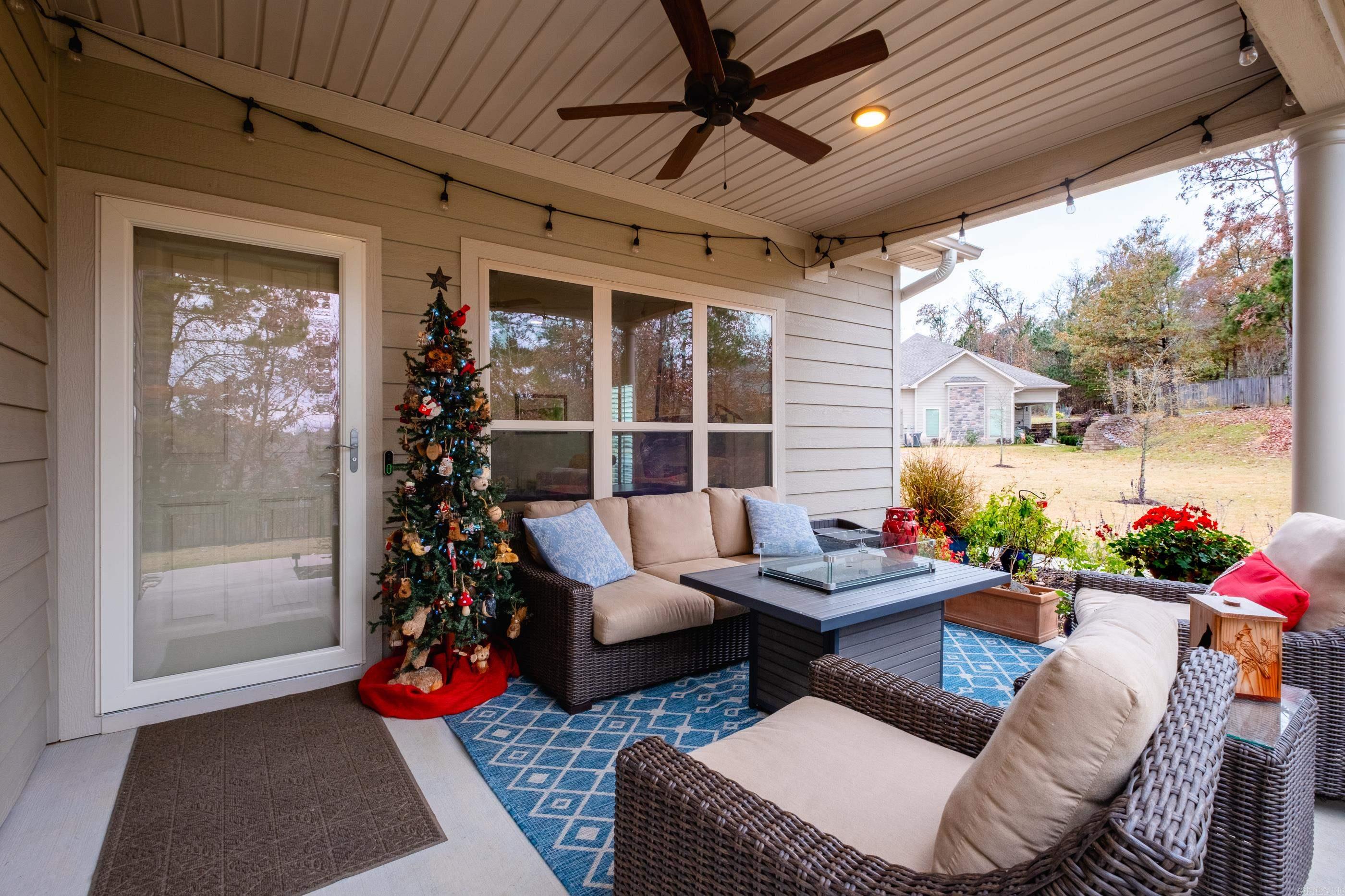 273 Mountain Terrace Circle  Maumelle, AR