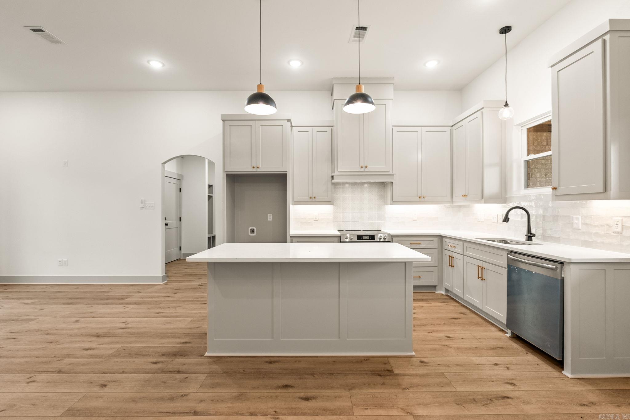 207 Michelle  Beebe, AR