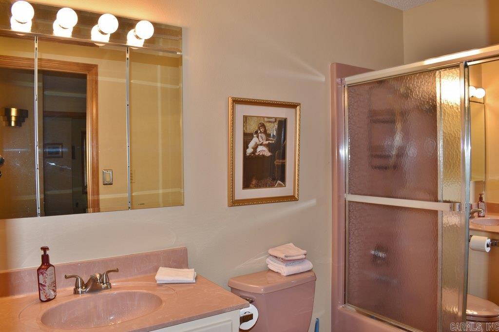 33 Mesero  Hot Springs Village, AR