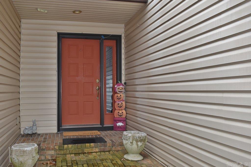 33 Mesero  Hot Springs Village, AR