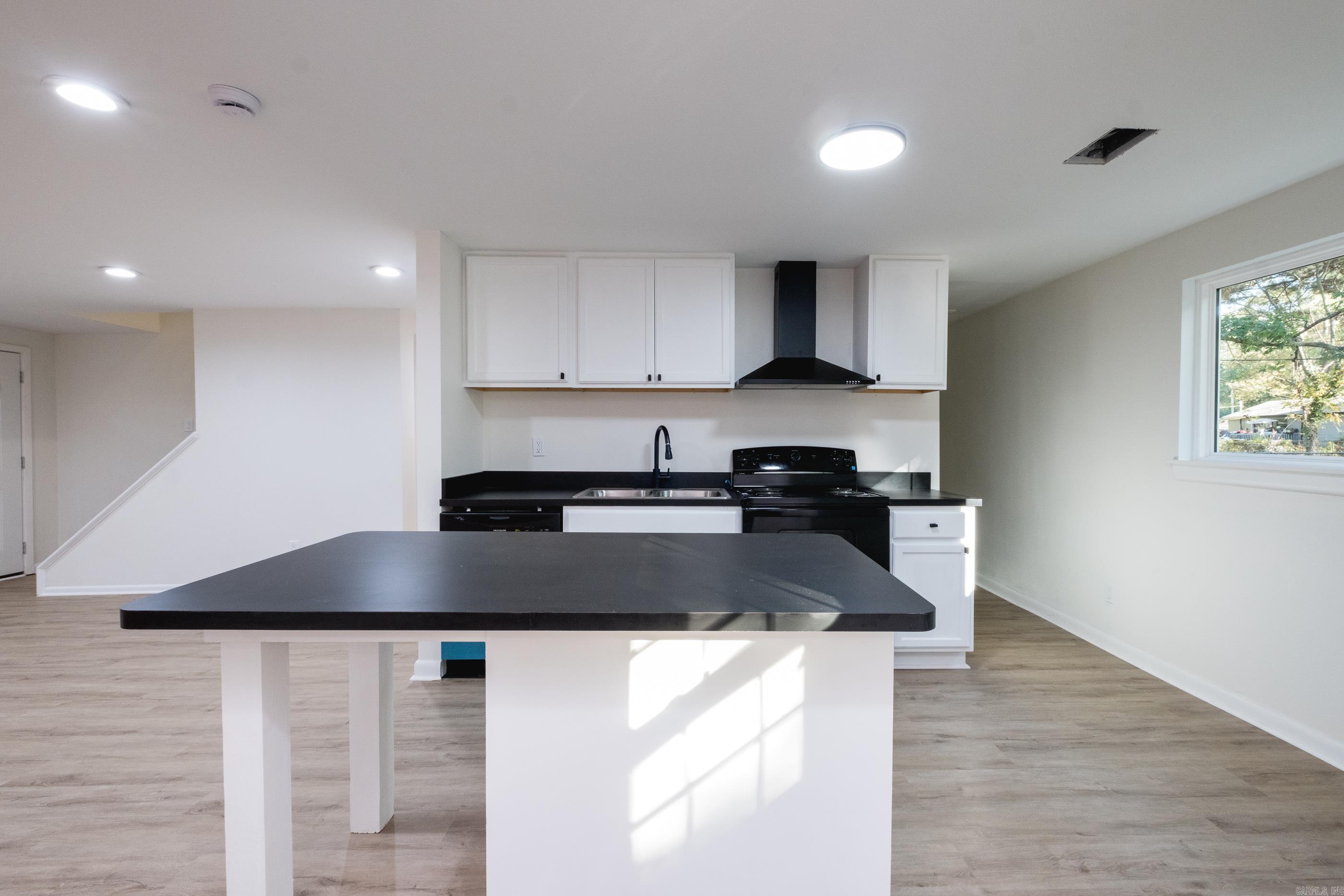 7901 Nolen Dr  Little Rock, AR