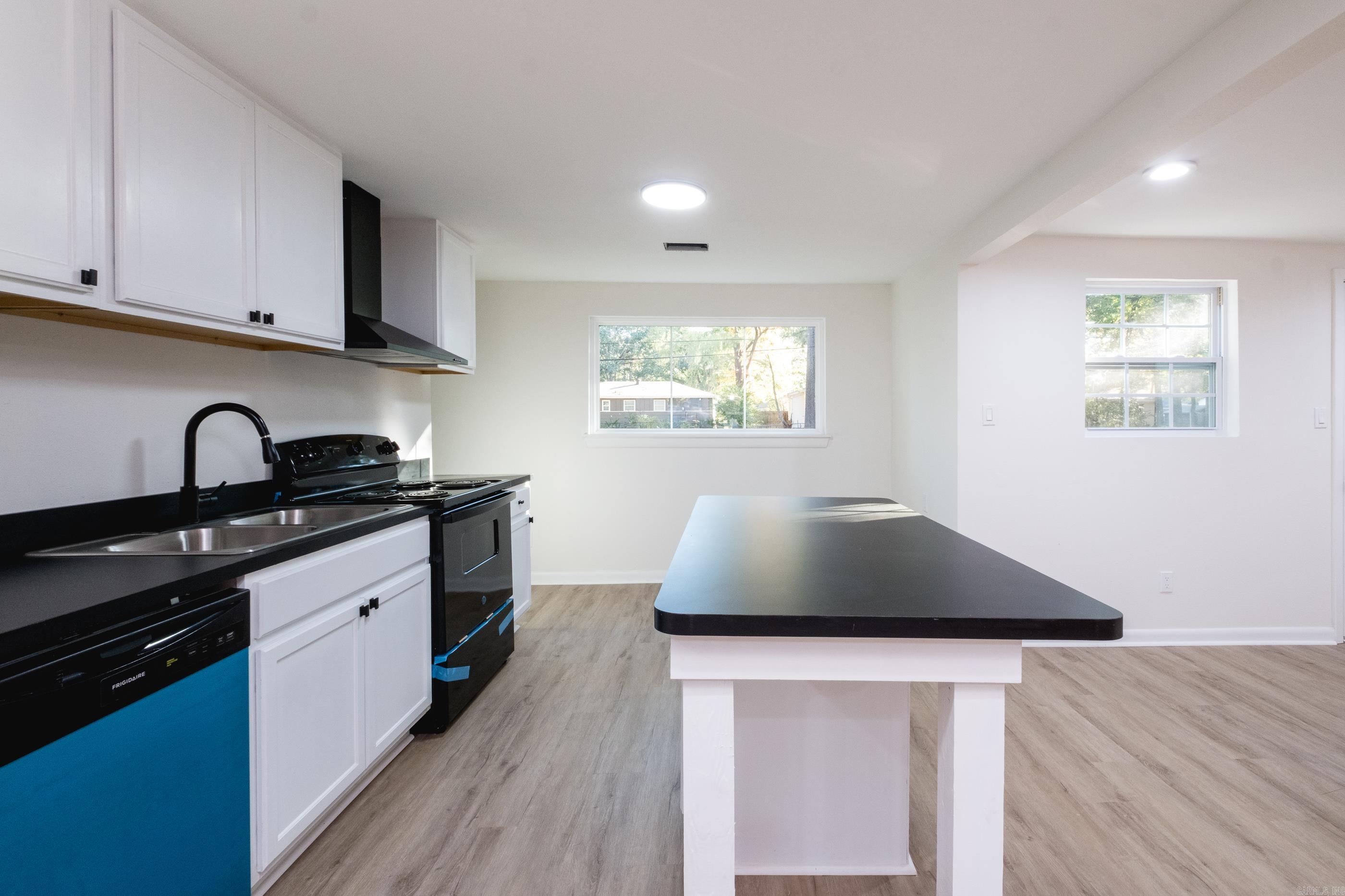 7901 Nolen Dr  Little Rock, AR