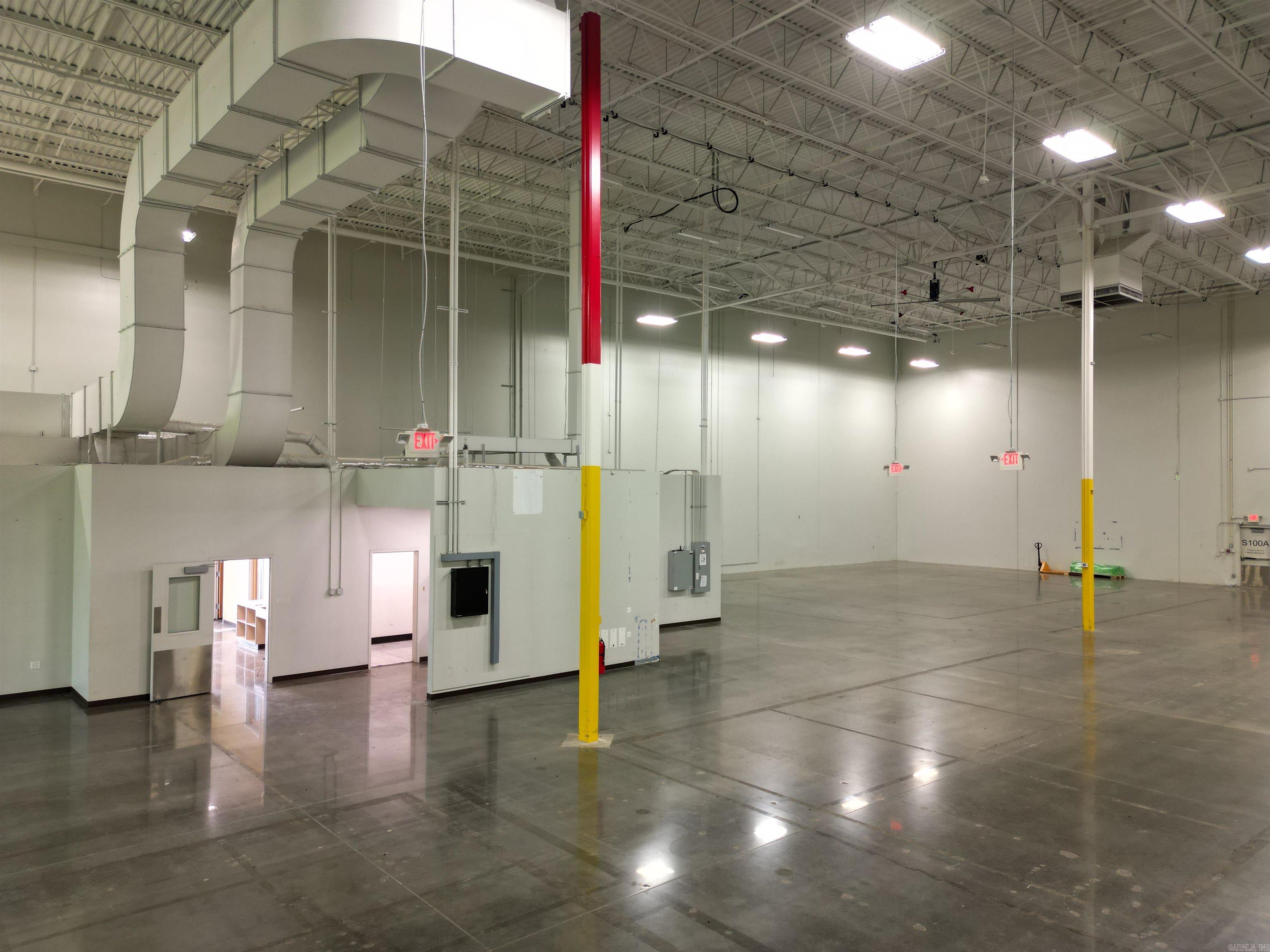 400 Sharkey  Maumelle, AR